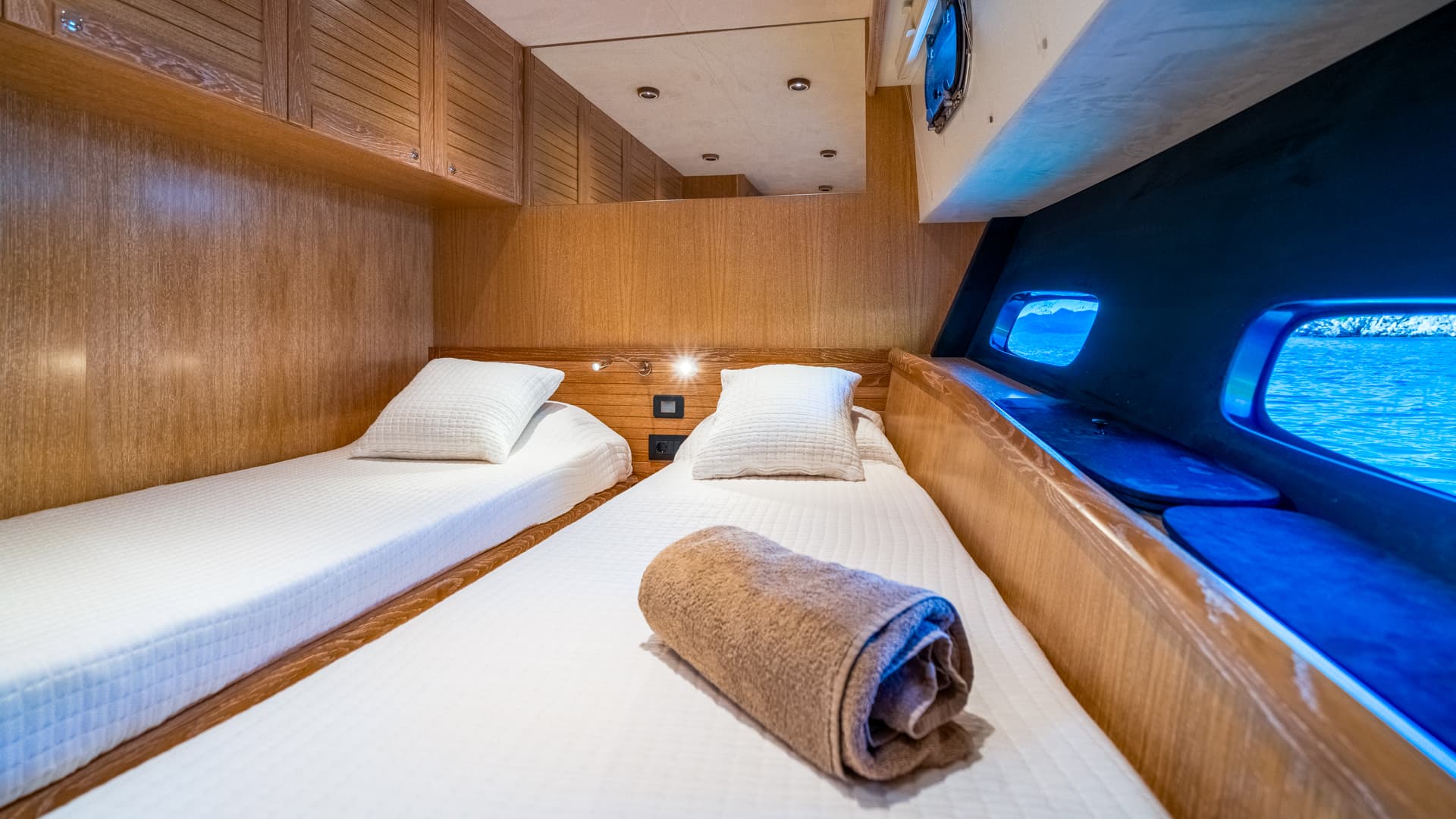 Motoryacht Cloud 9 – bilde 5 av 27