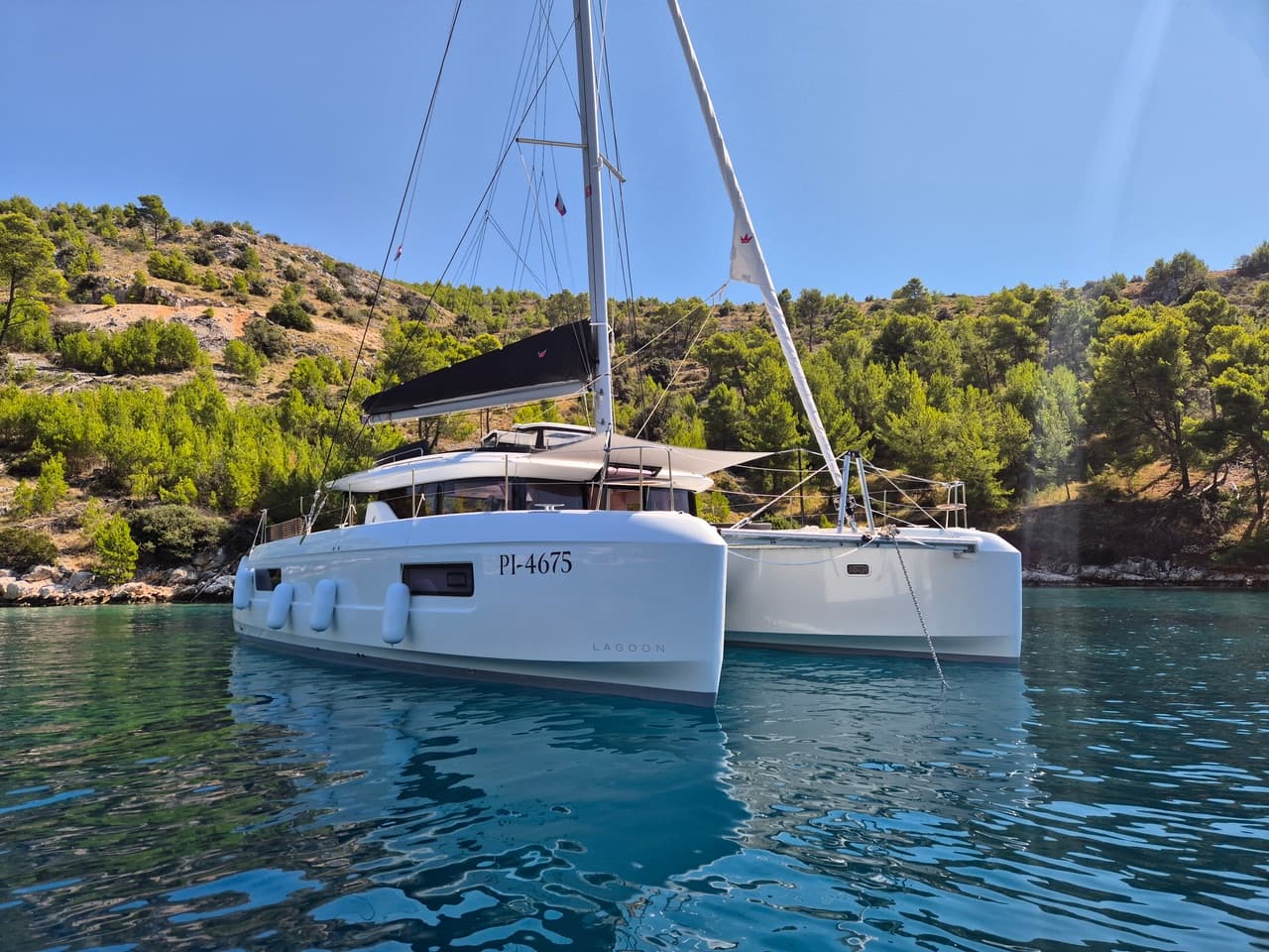 Lagoon 43 Stela