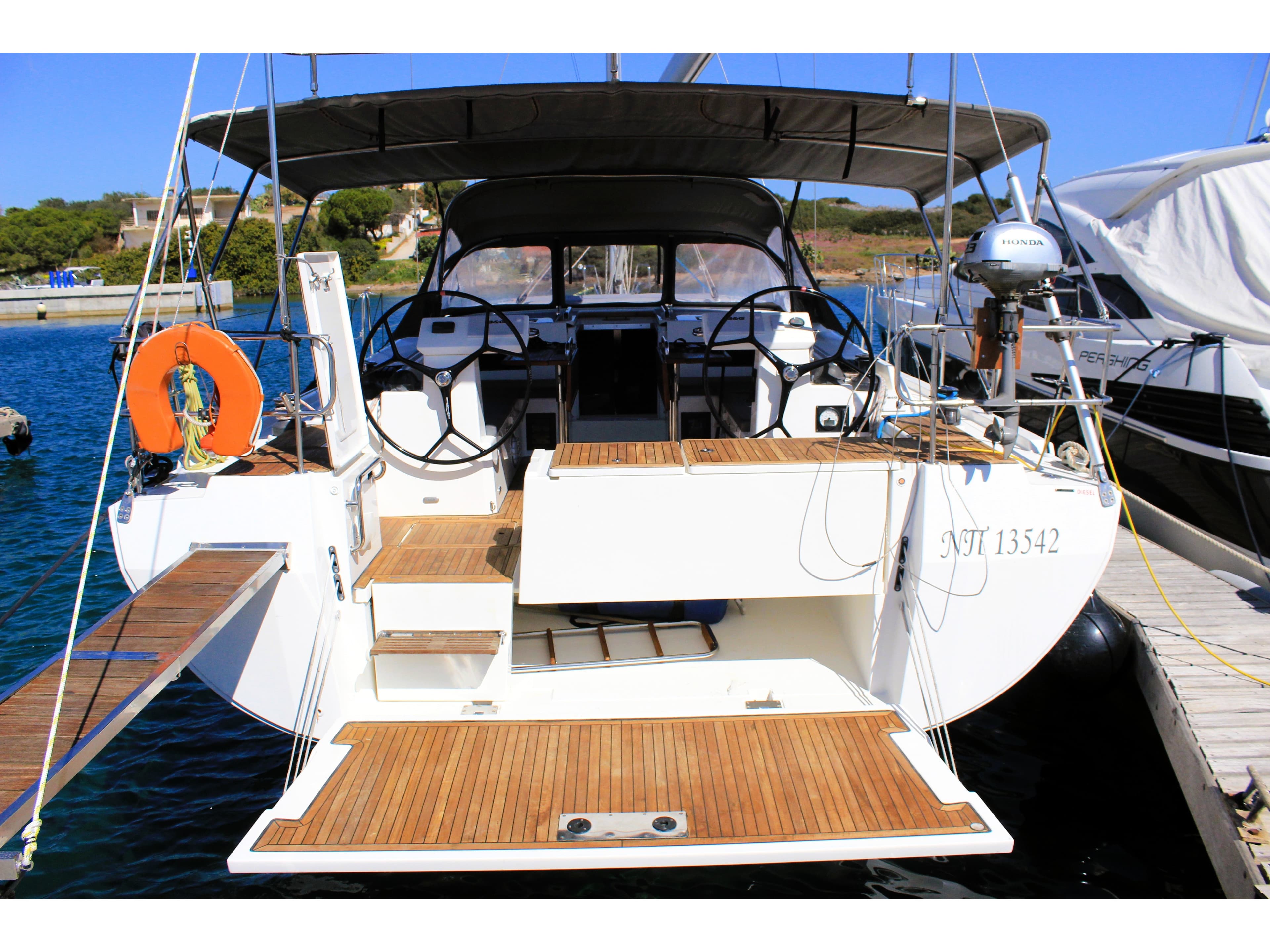 Bavaria C45 Style Amaryllis