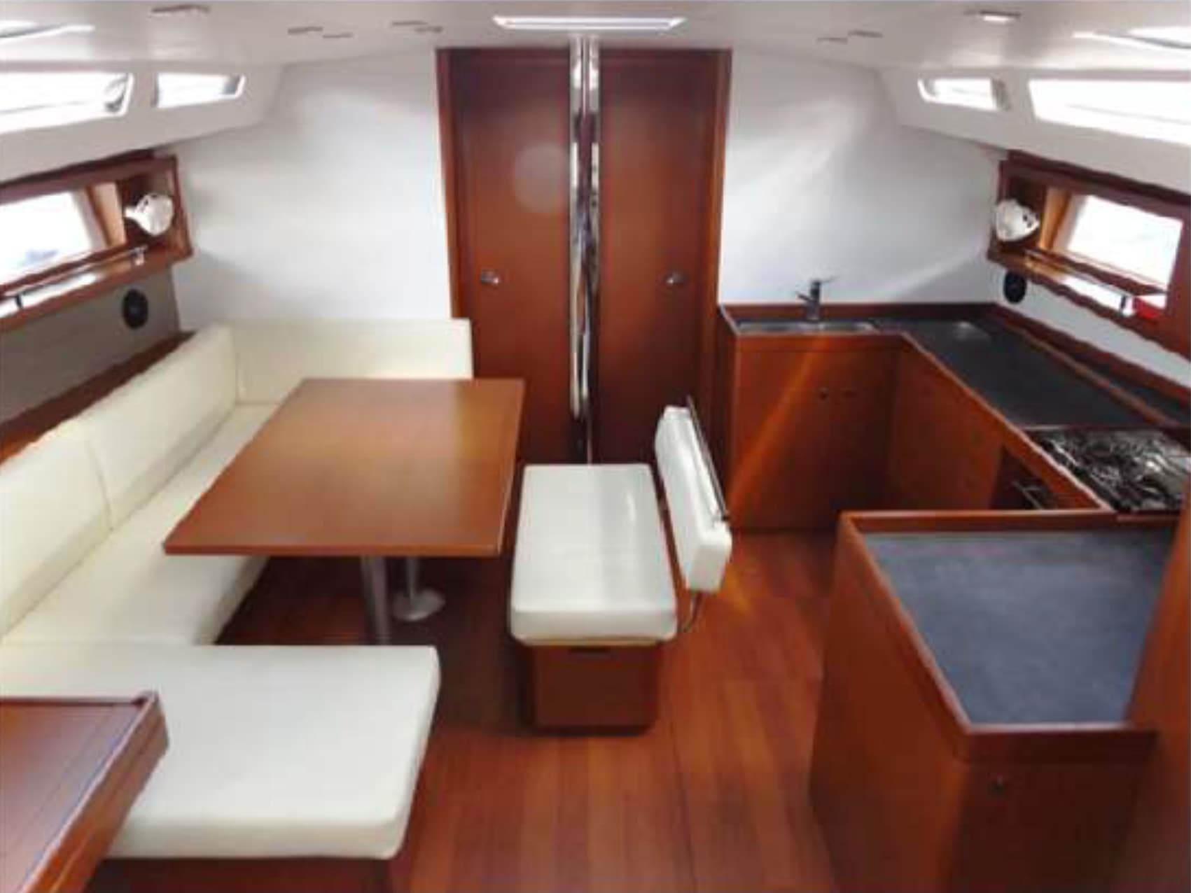 Beneteau Oceanis 48 WAYWARD PRINCE – bilde 3 av 26