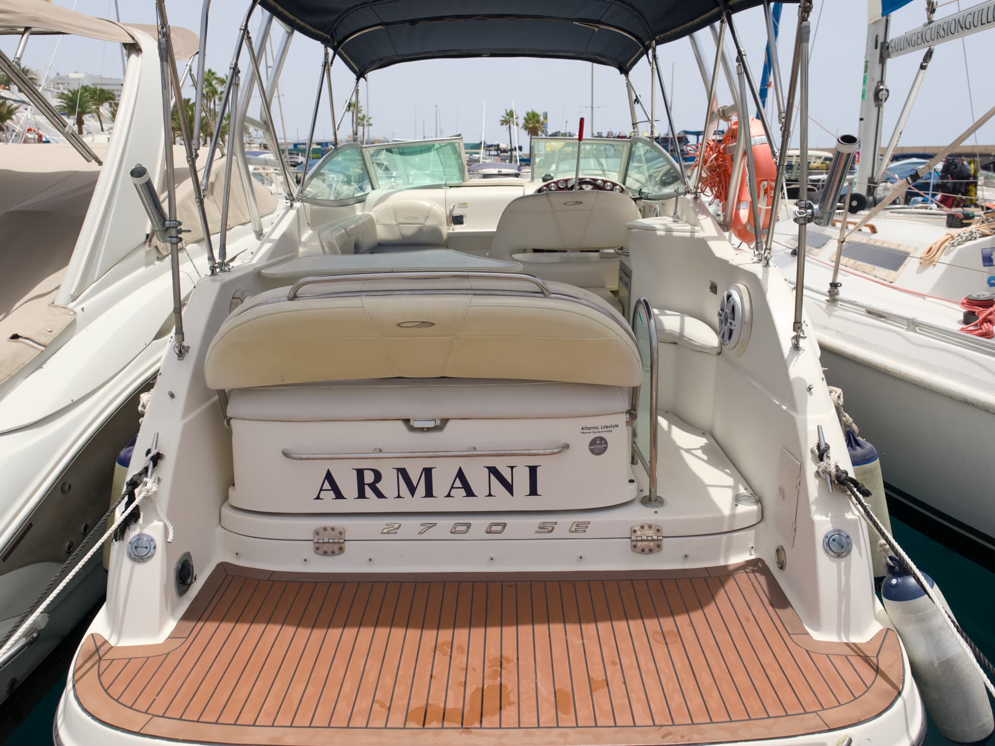 Motorboat Armani – bilde 3 av 6