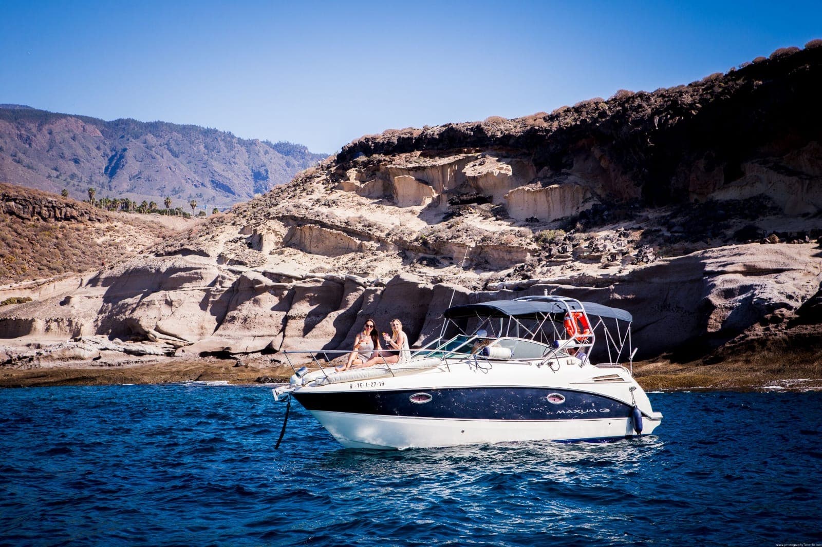 Motorboat Armani – bilde 4 av 6