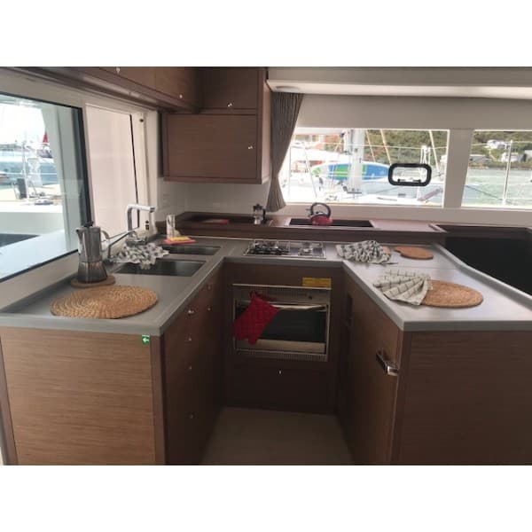 Lagoon 450 Fly Paula – bilde 3 av 20