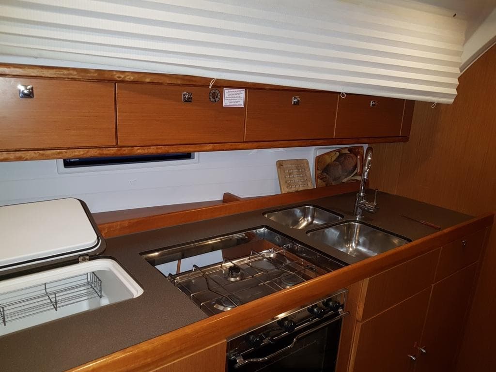 Bavaria Cruiser 41 Marea – bilde 4 av 5