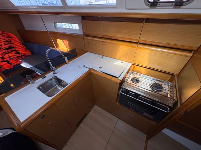 Jeanneau Sun Odyssey 379 Paloma – bilde 2 av 11