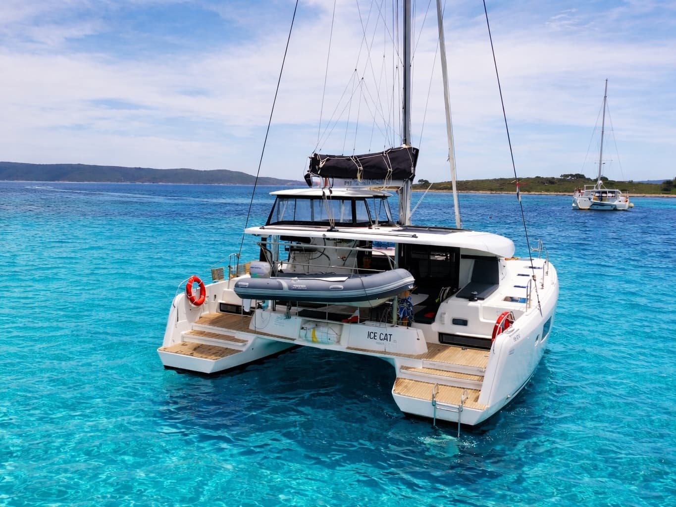 Lagoon 42 ICE CAT