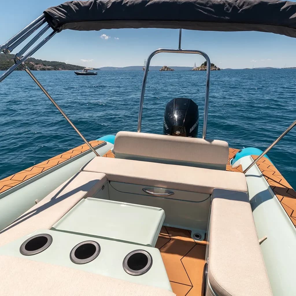 Motorboat Bura 8.0 – bilde 4 av 9