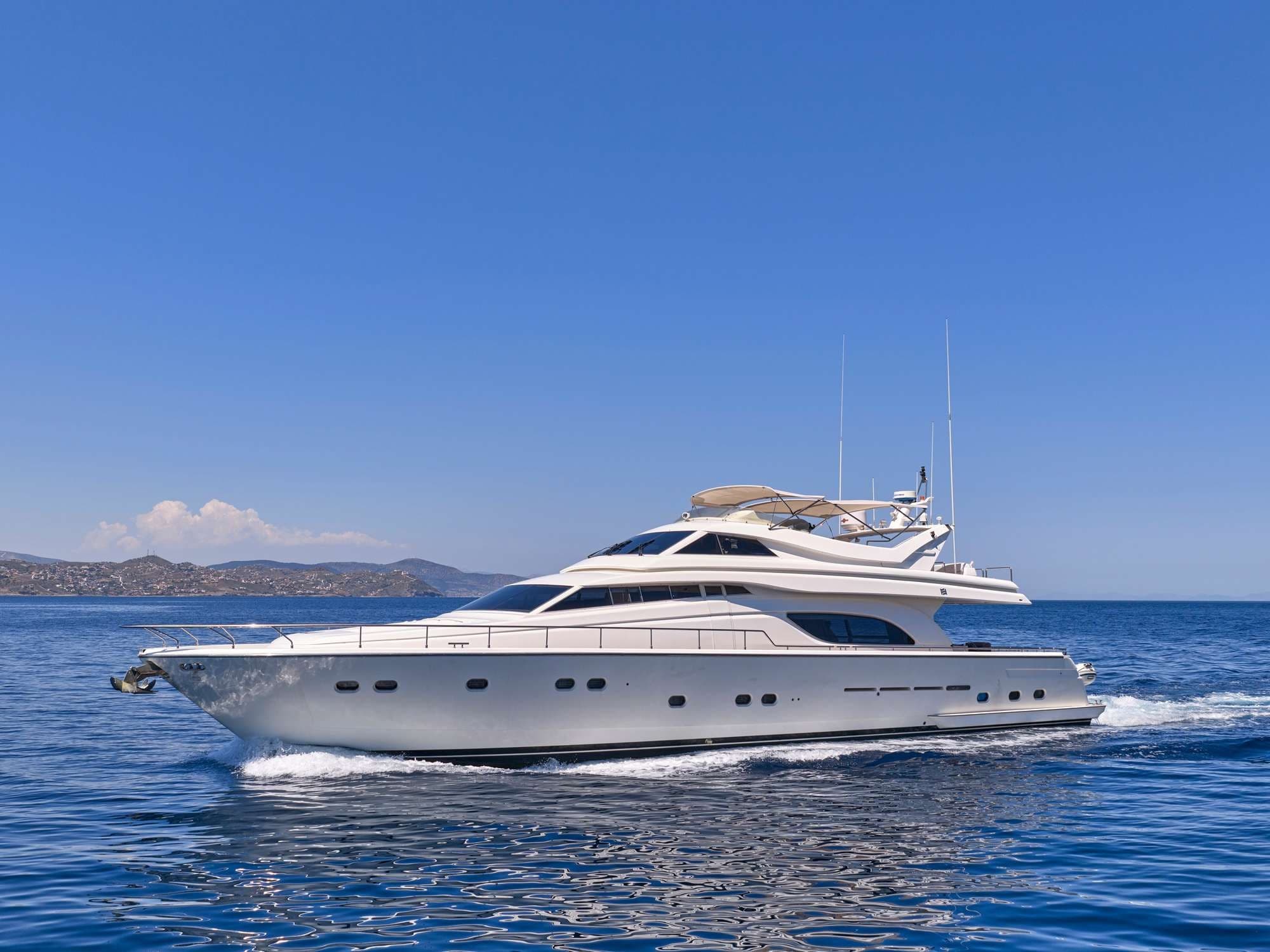 Ferretti 80 Apeiron Blue