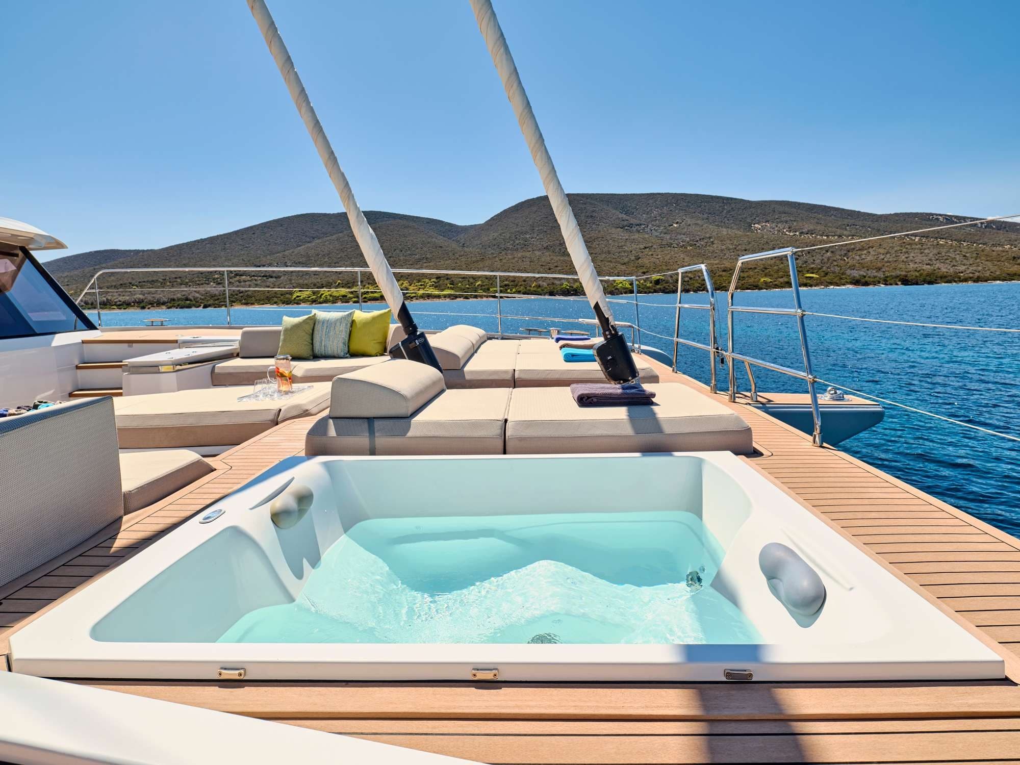 Fountaine Pajot Thira 80 Ad Astra – bilde 3 av 10