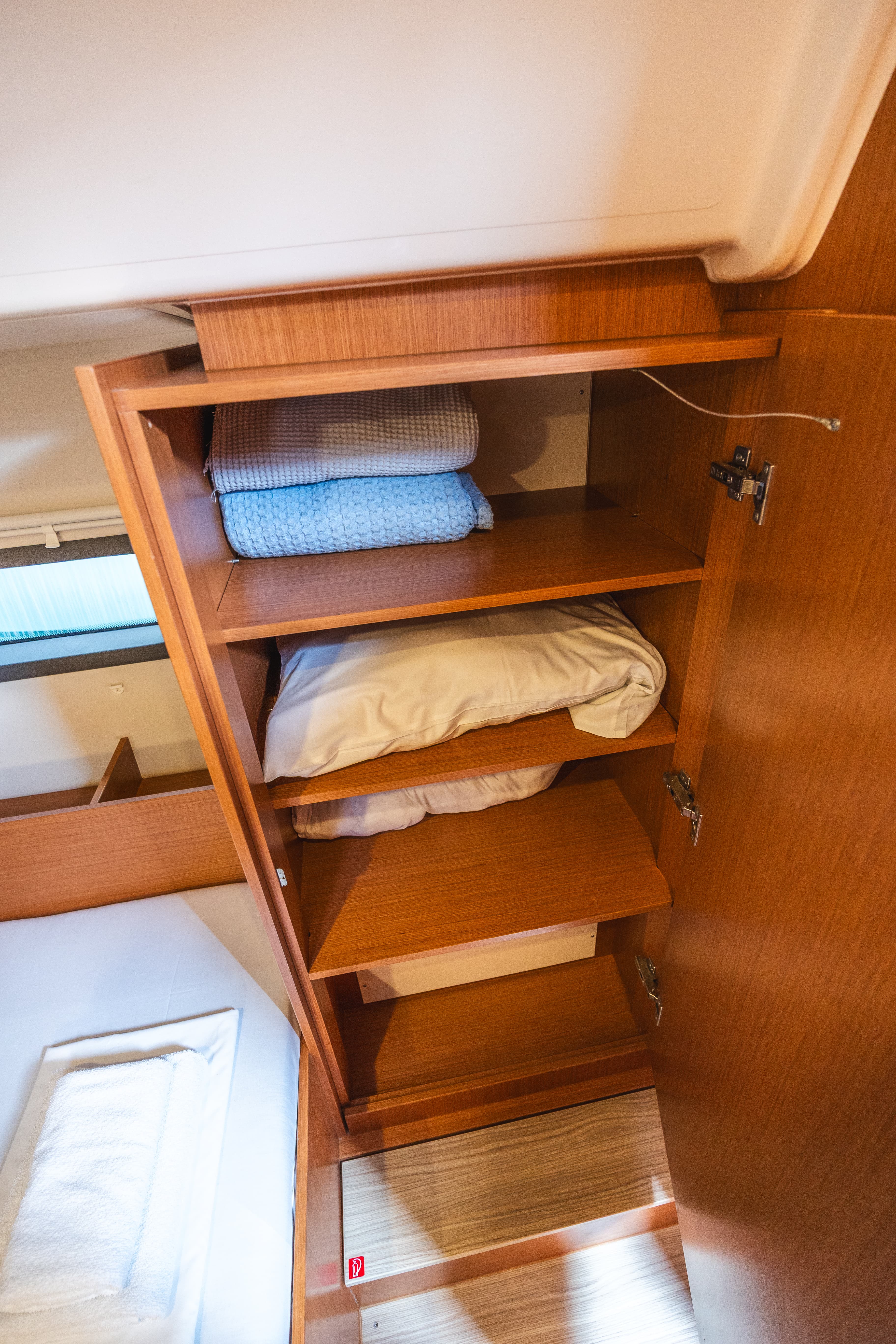 Bavaria C42 Arian – bilde 4 av 44