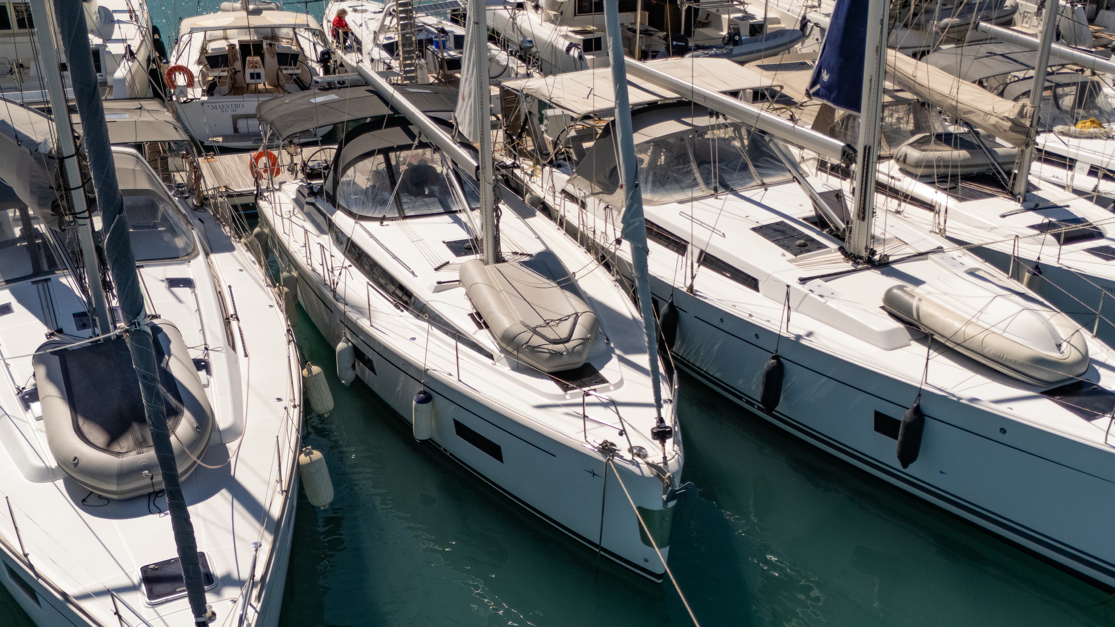 Bavaria C42 Arian – bilde 3 av 44