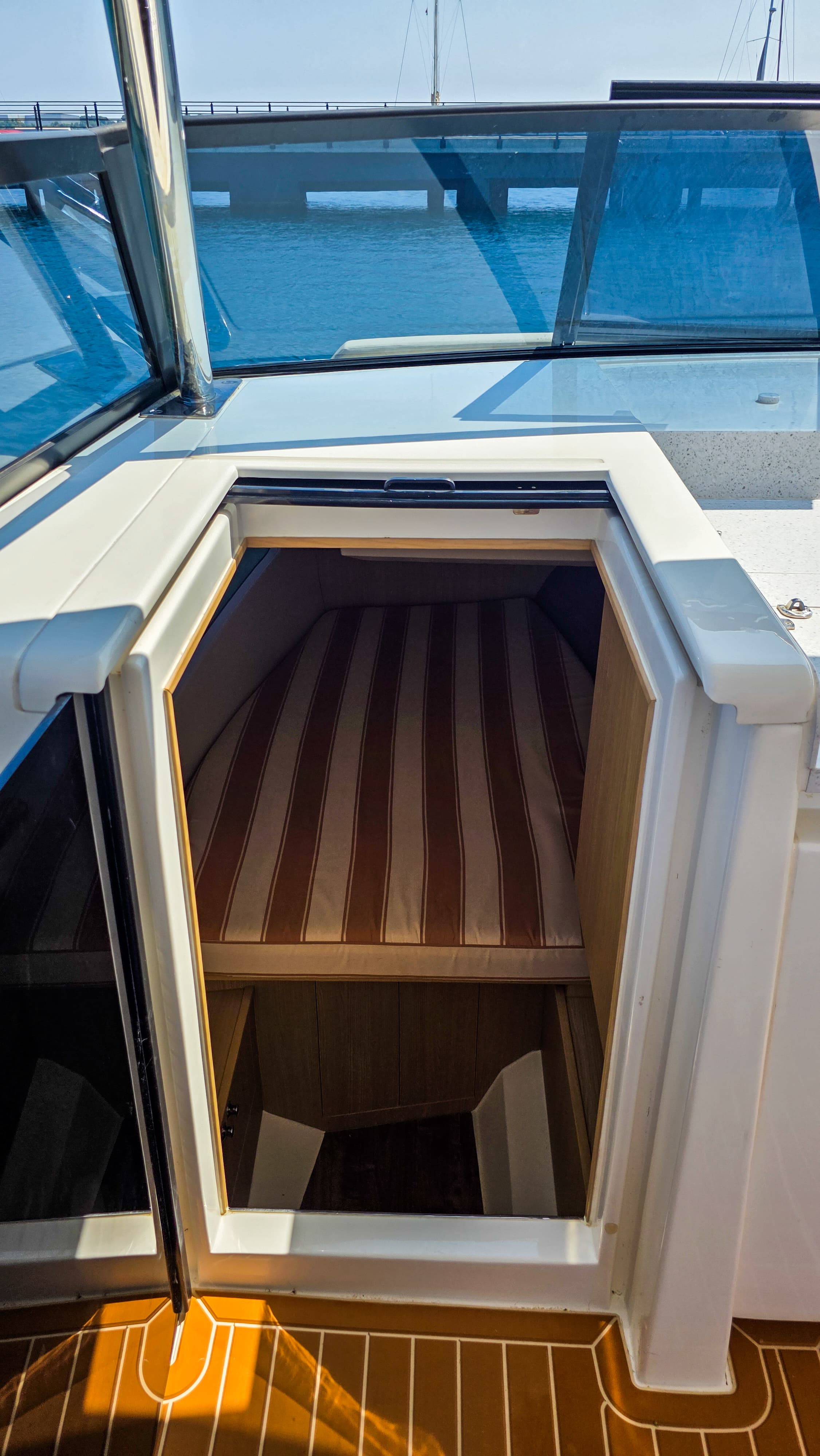 Aquila Yachts Aquila 32 Sport – bilde 4 av 14