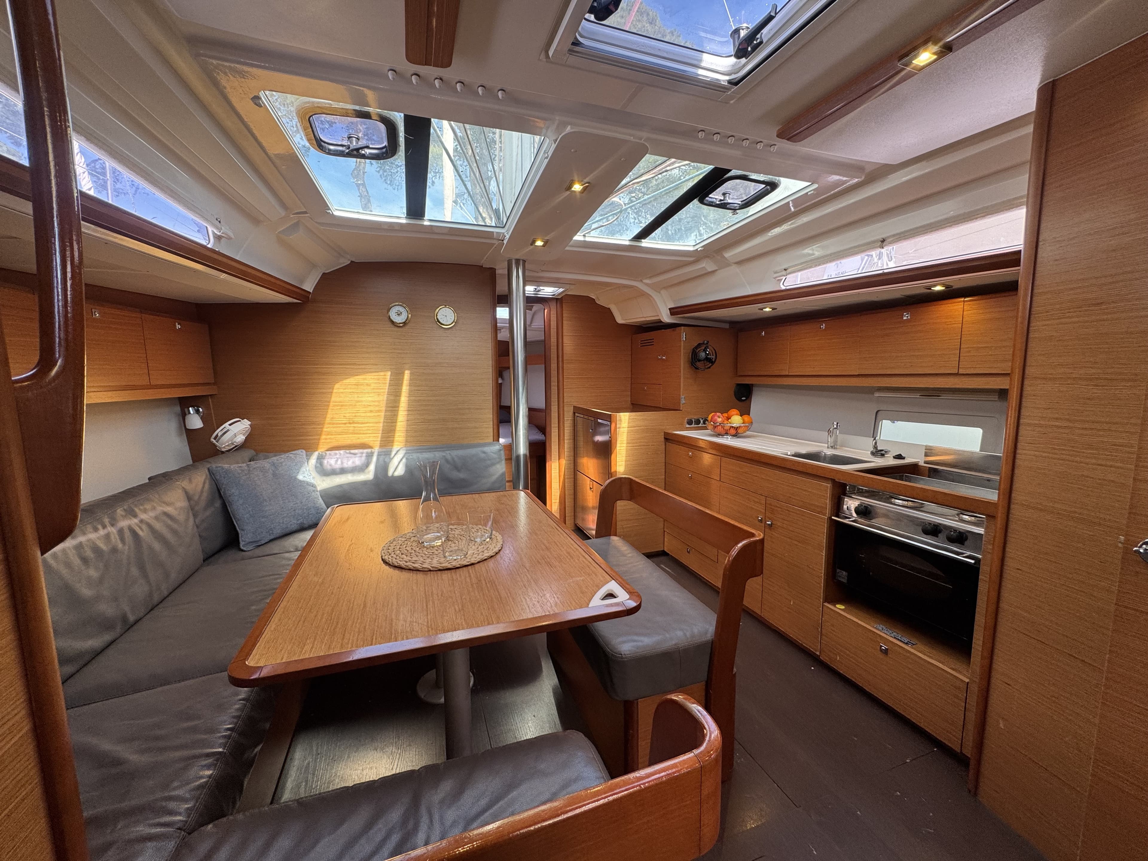 Dufour 430 Premium – bilde 2 av 3