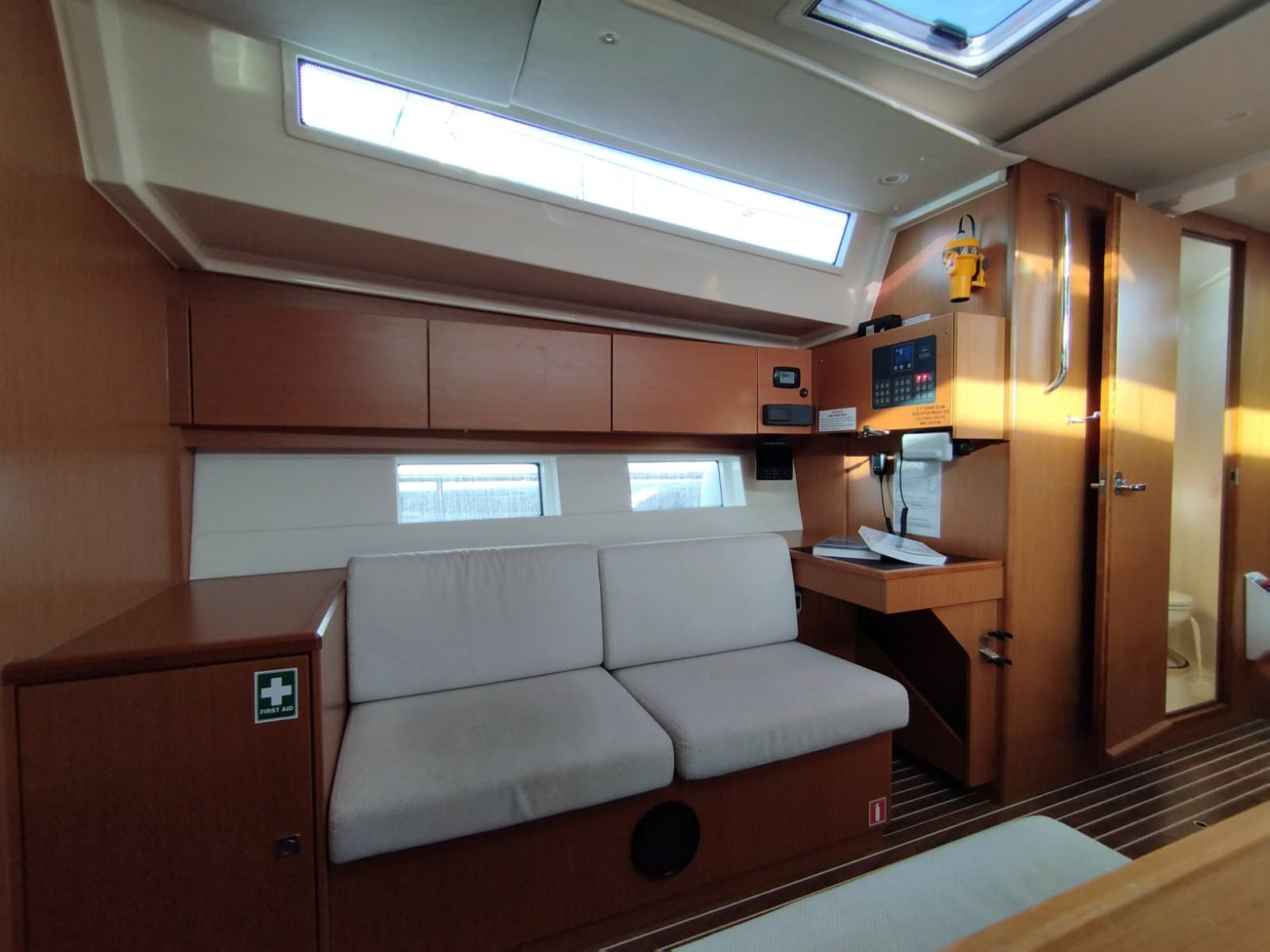 Bavaria C45 CARPE DIEM with A/C – bilde 2 av 13