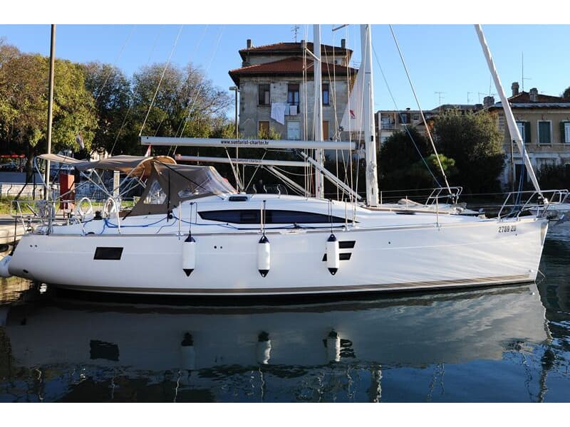 Elan Impression 40 Vili - new sails 2021.