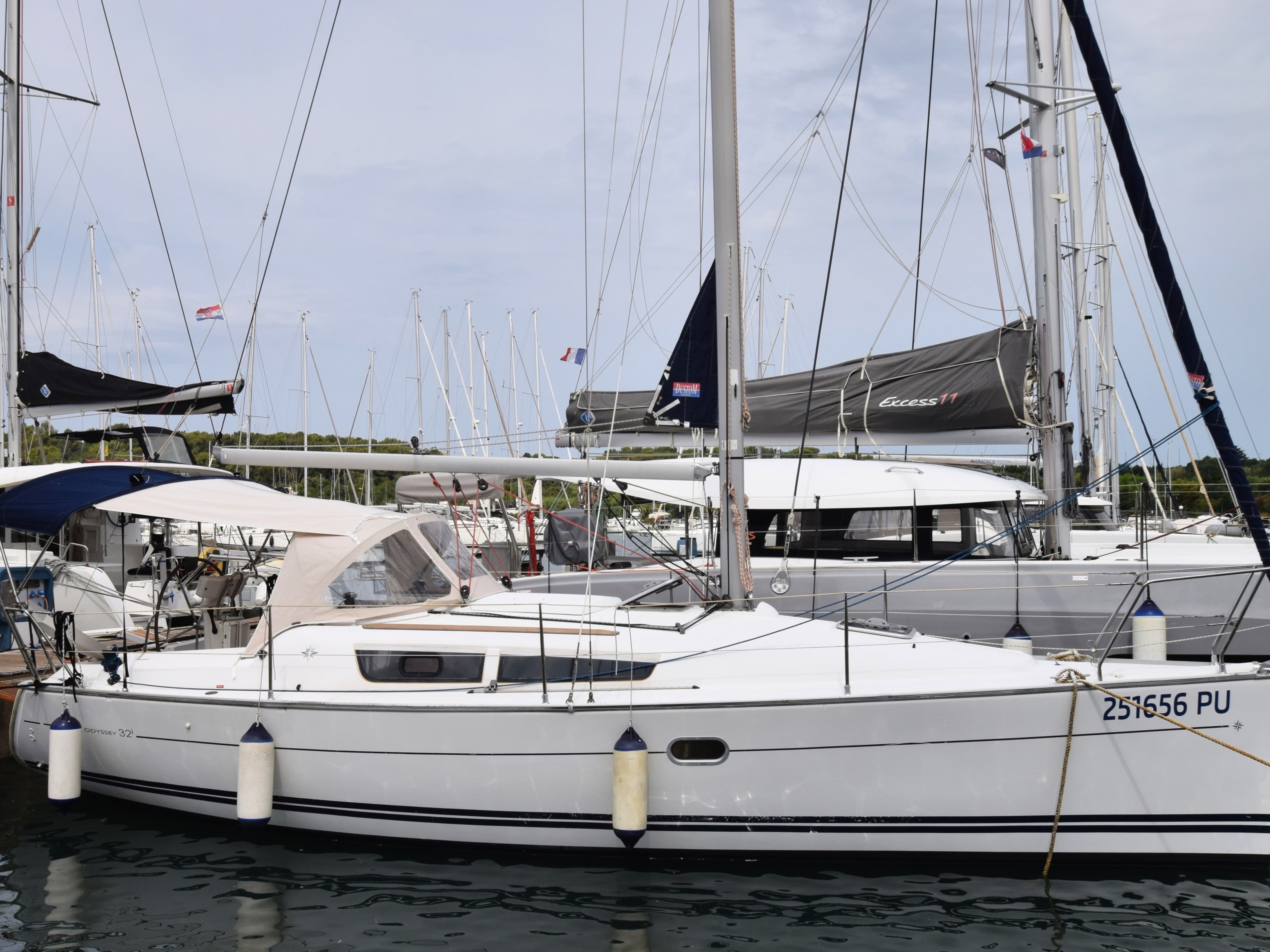 Jeanneau Sun Odyssey 32i Carmen