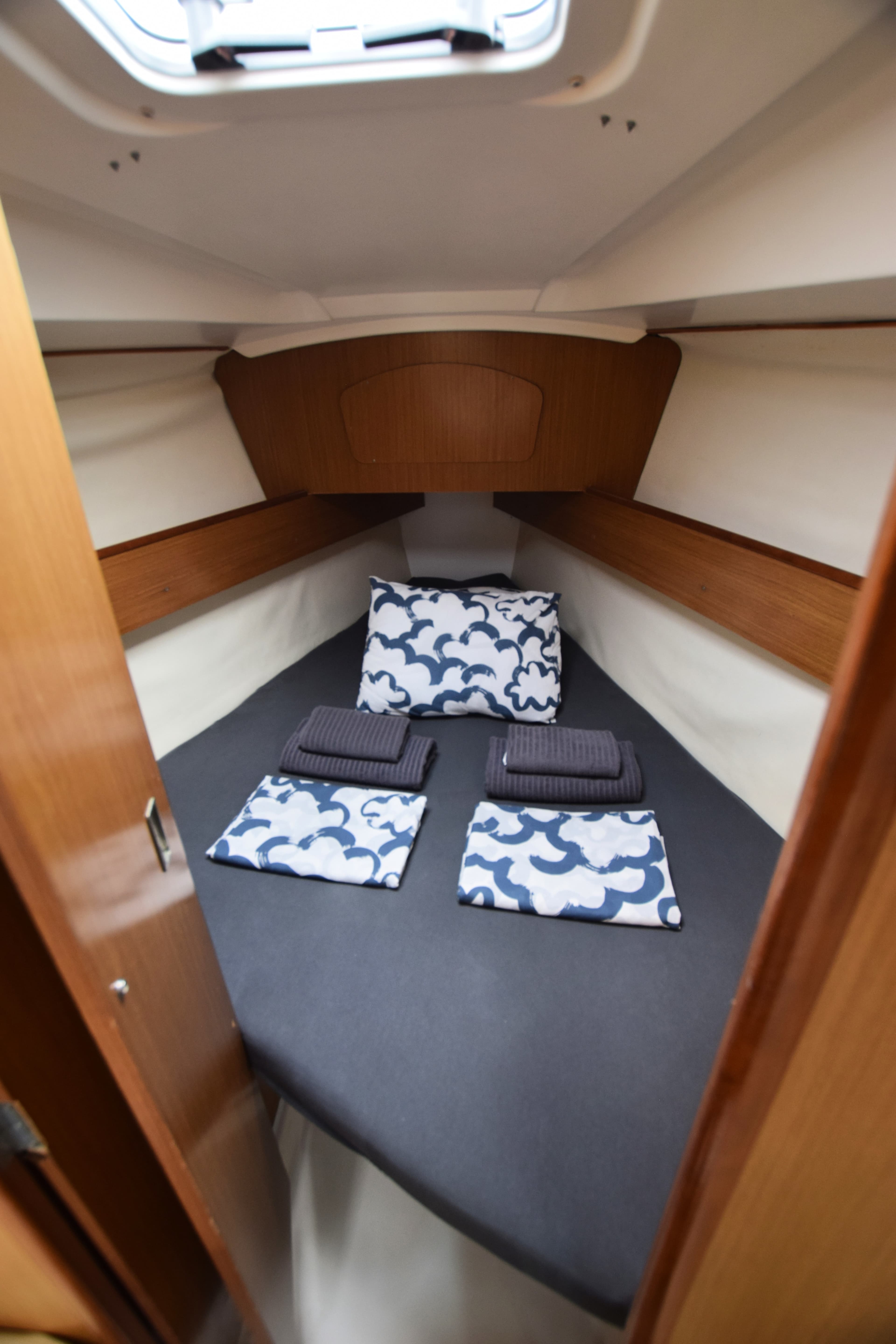 Jeanneau Sun Odyssey 32i Carmen – bilde 2 av 11