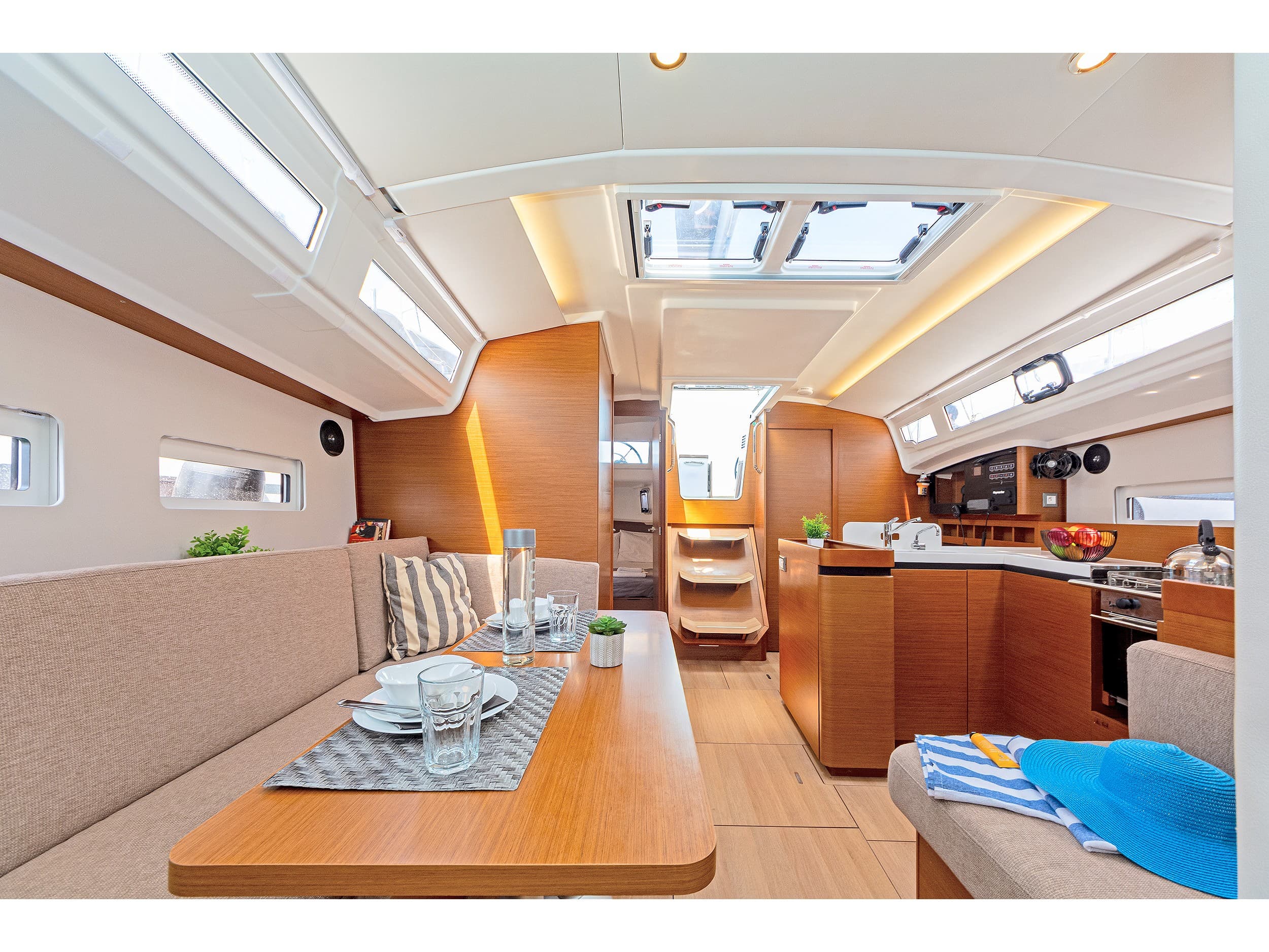 Jeanneau Sun Odyssey 410 Zheng Yi Sao – bilde 2 av 13