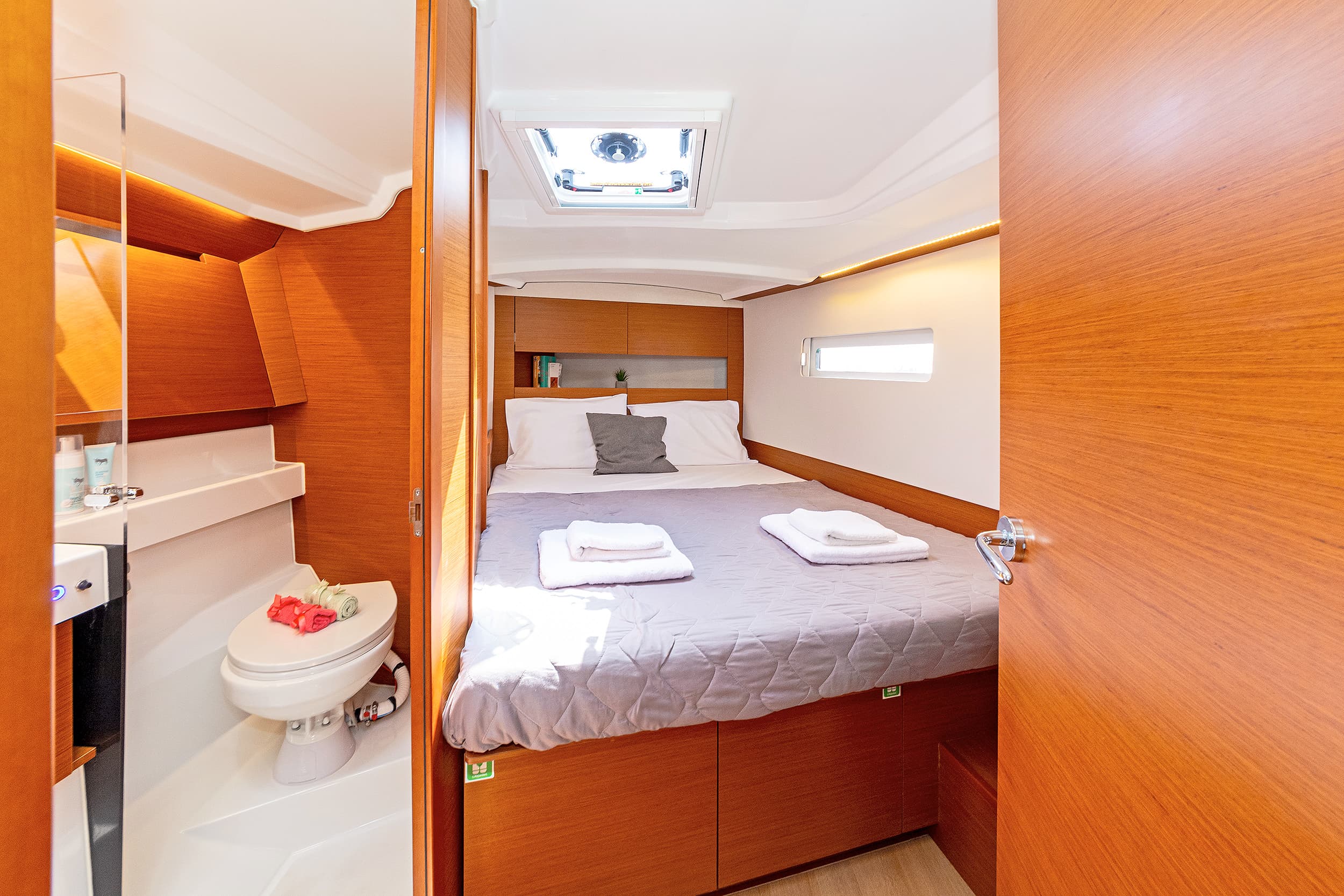 Jeanneau Sun Odyssey 410 Zheng Yi Sao – bilde 4 av 13