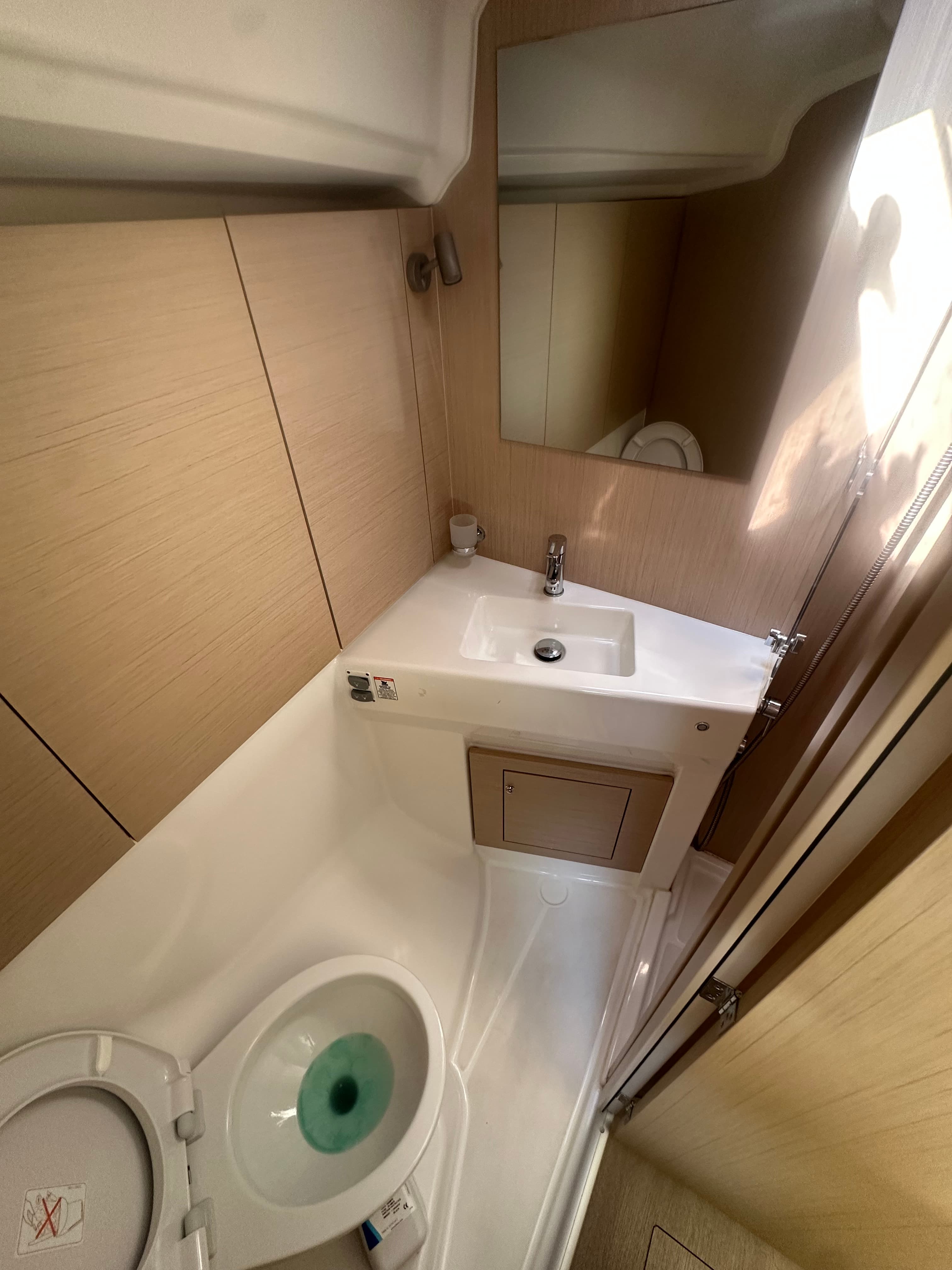 Beneteau Oceanis 40.1 La Mer – bilde 4 av 9