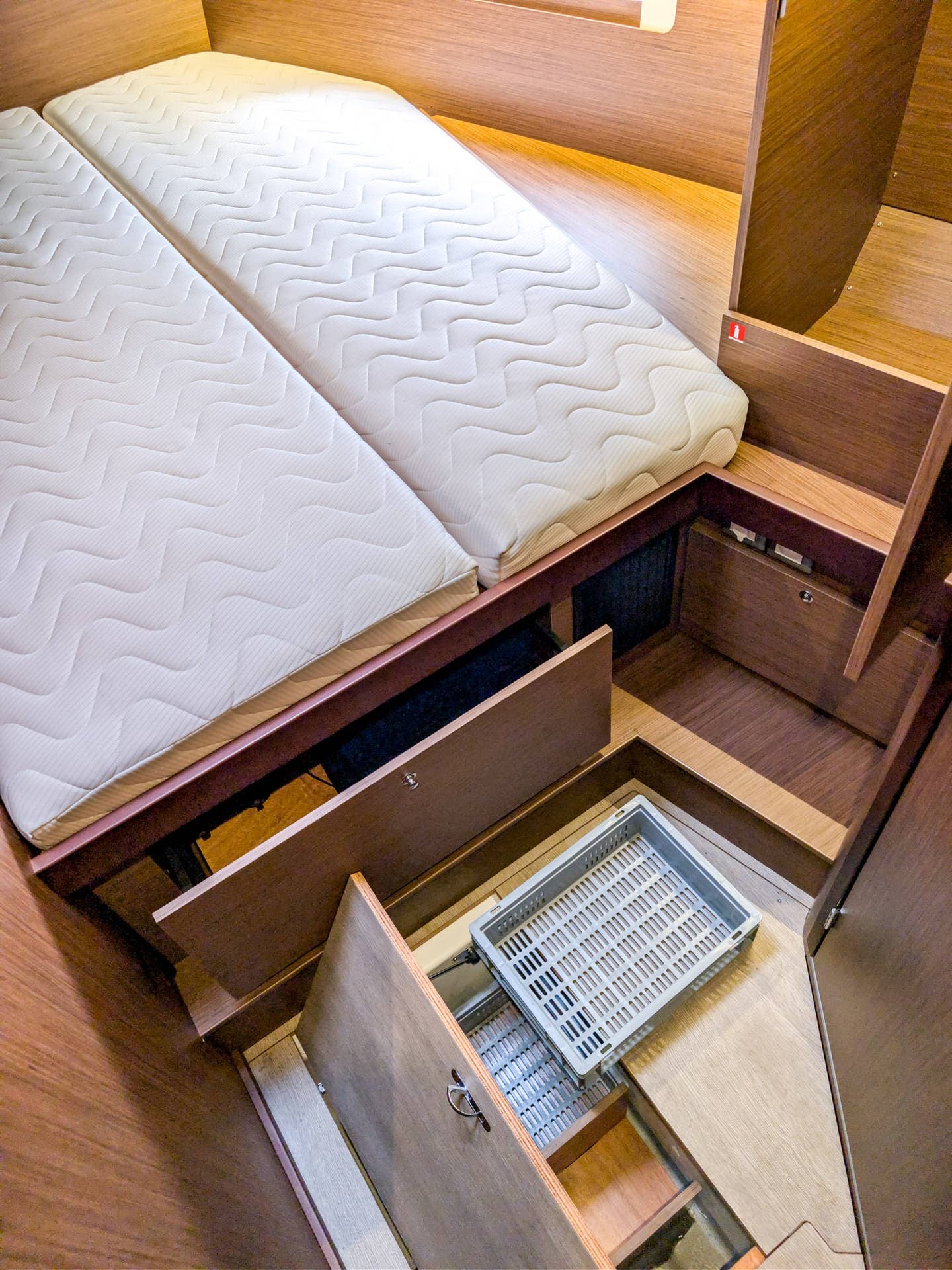 Beneteau Oceanis 51.1 Aquaris – bilde 2 av 35
