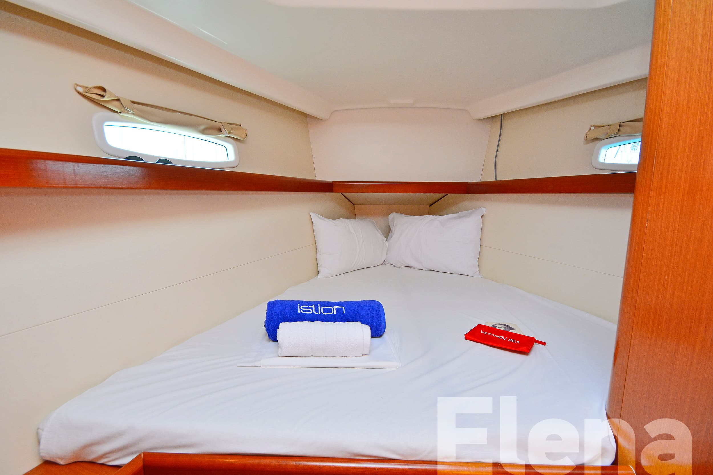 Beneteau Oceanis 43 Elena – bilde 3 av 31