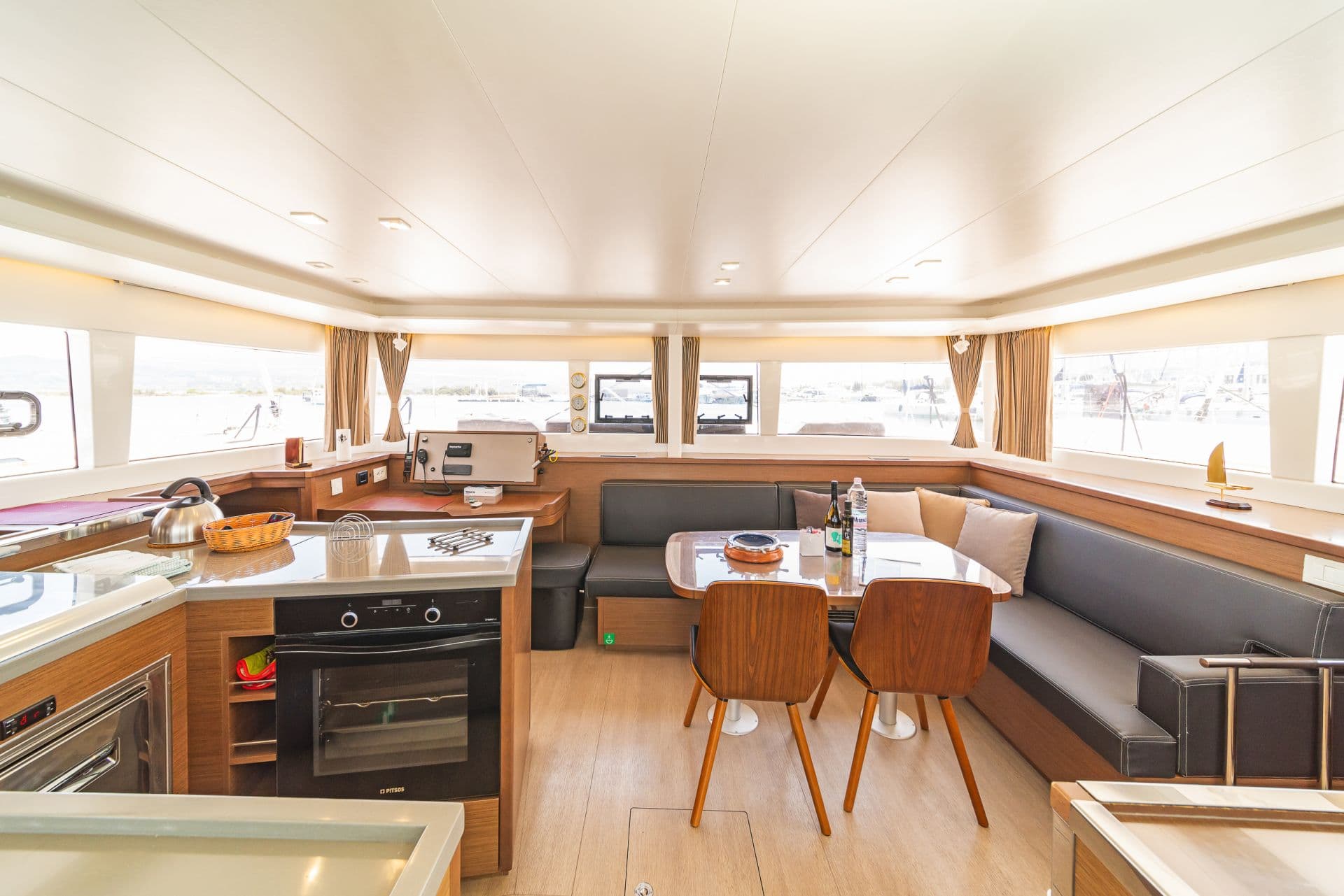 Lagoon 450 Fly BUENA SUERTE – bilde 2 av 28