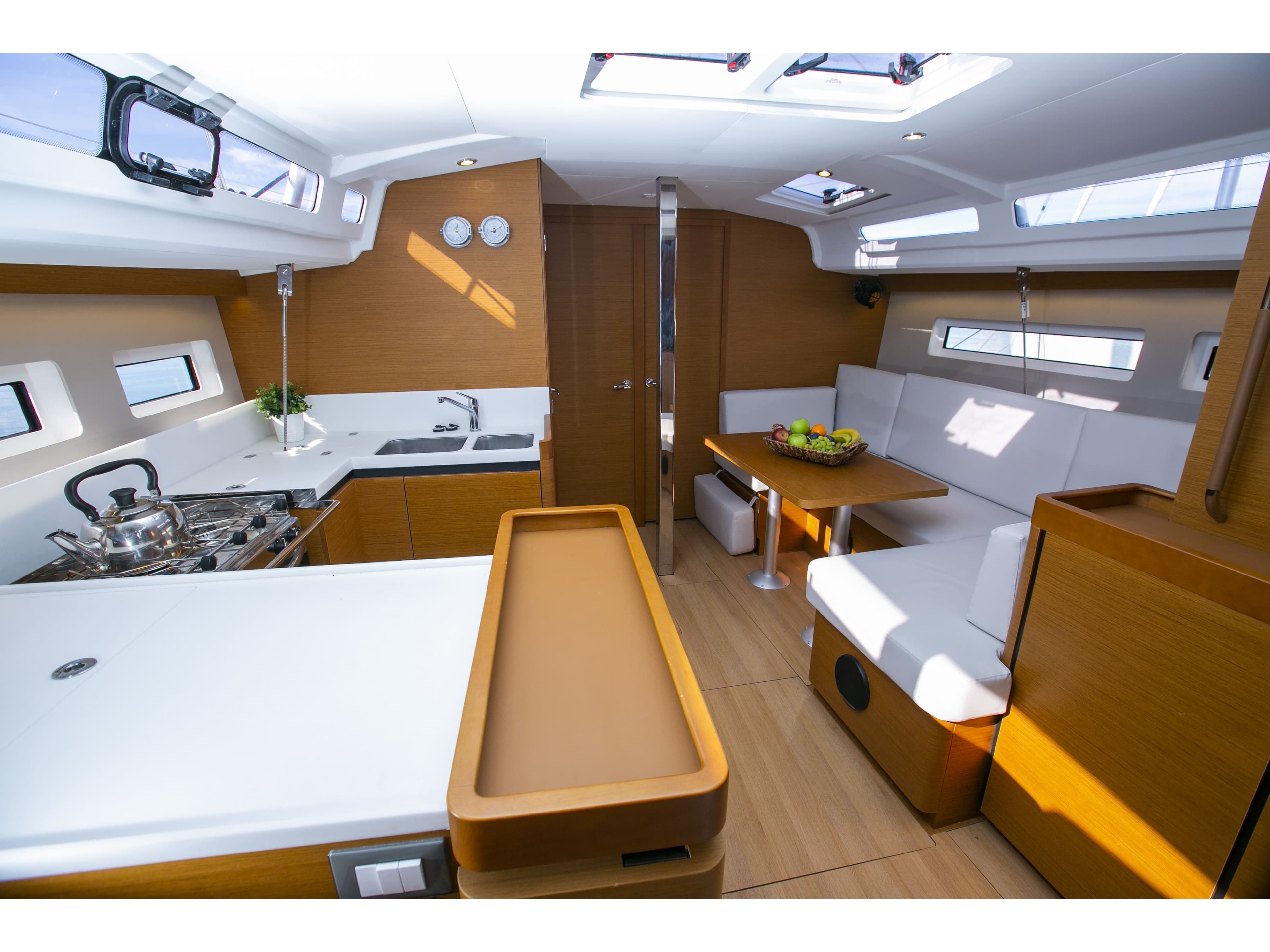 Jeanneau Sun Odyssey 440 ENDEAVOUR – bilde 2 av 3