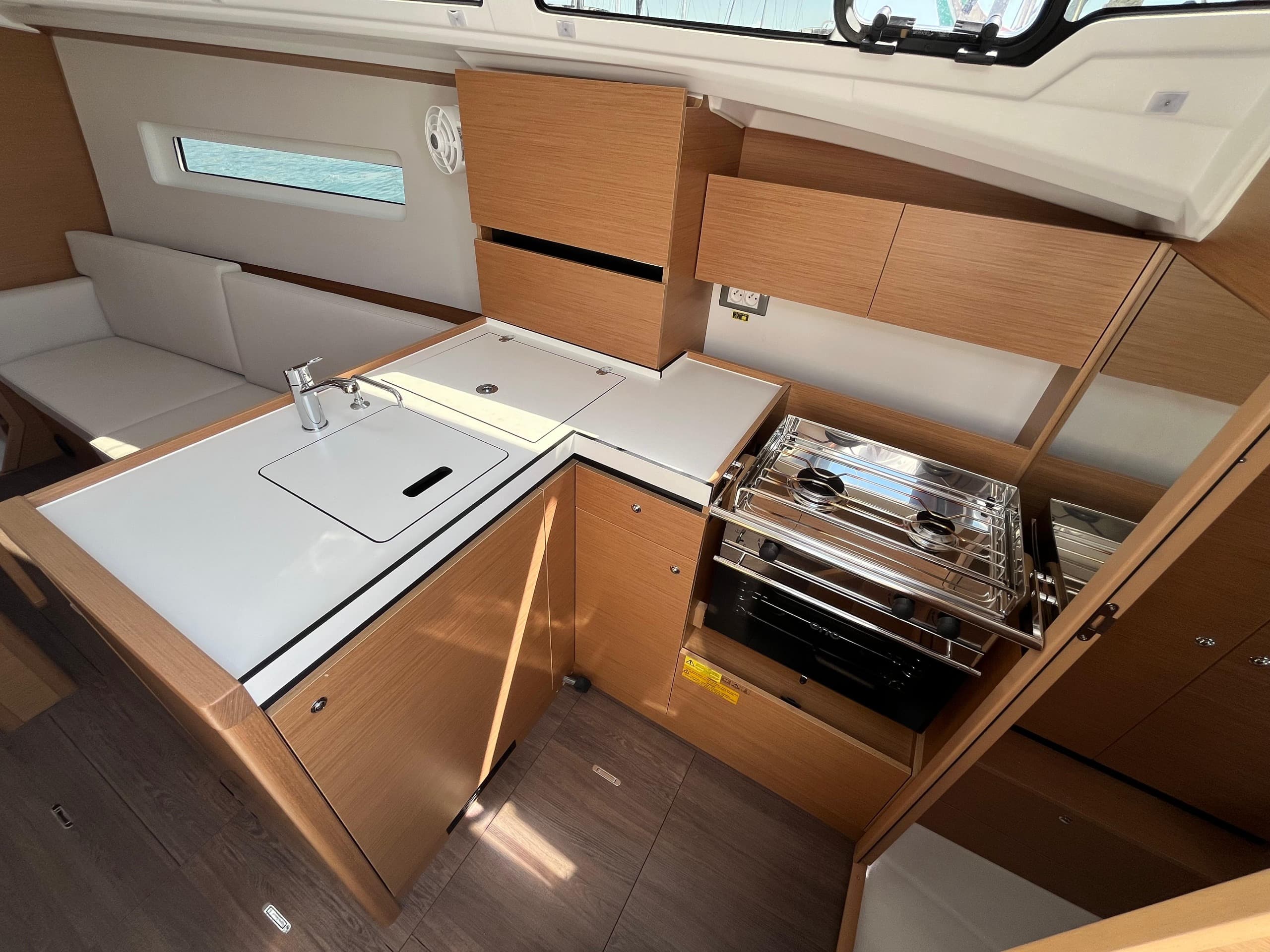 Jeanneau Sun Odyssey 350 All in – bilde 4 av 6