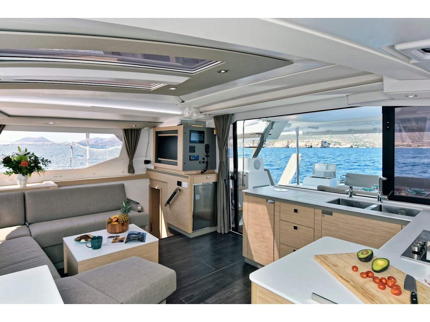 Fountaine Pajot Tanna 47 Helidoni - Skippered – bilde 2 av 22