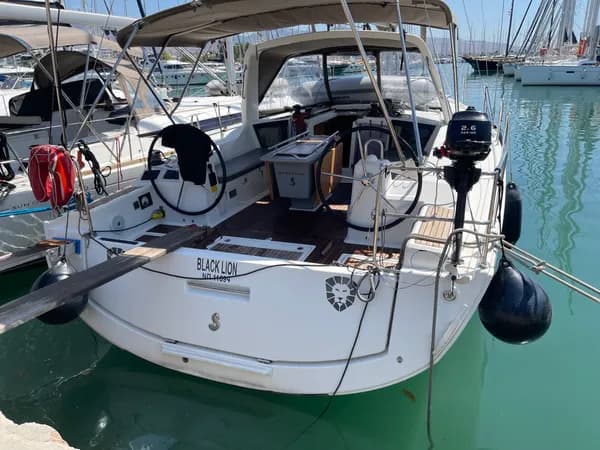 Beneteau Oceanis 41.1 Black Lion