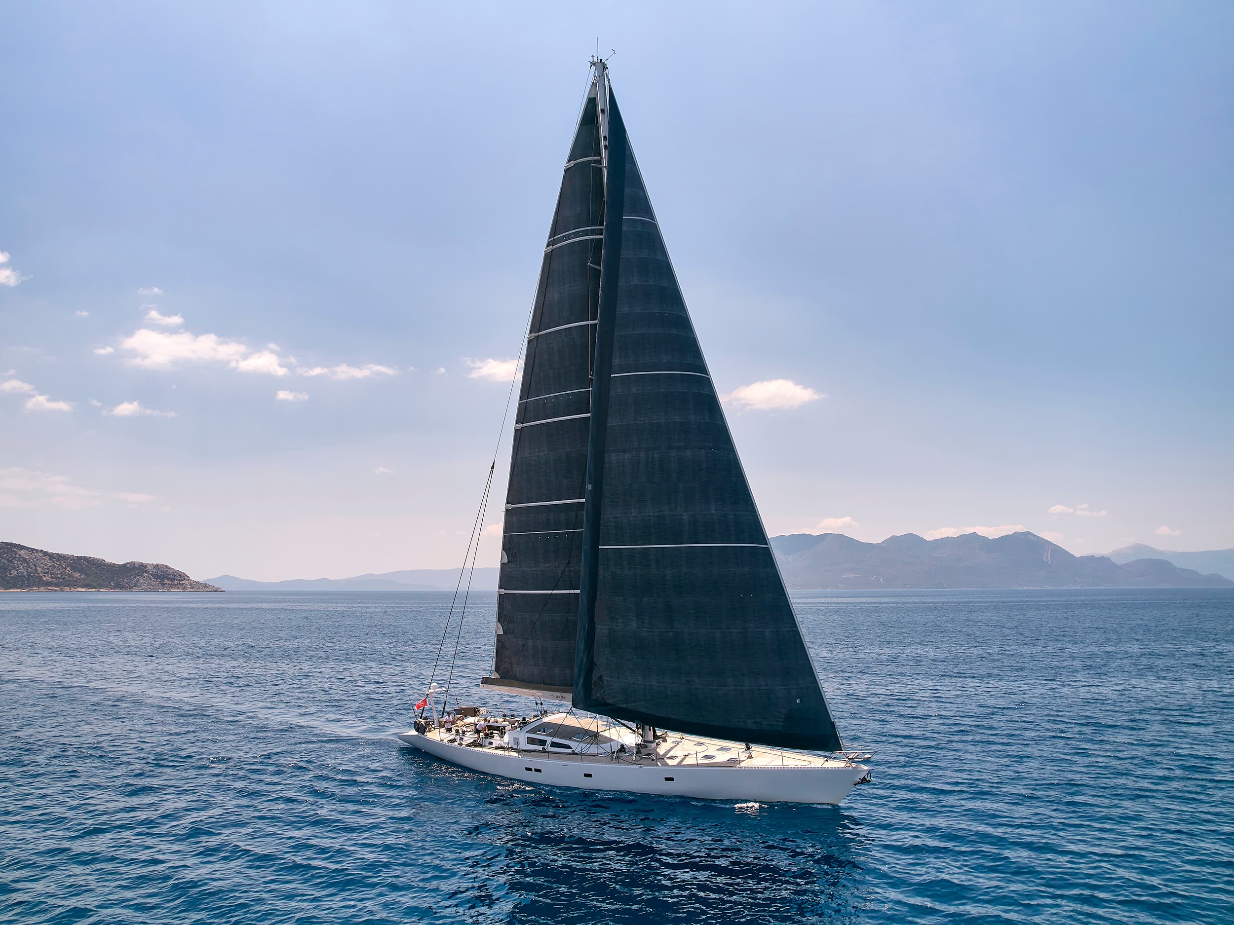Sail boat AIZU