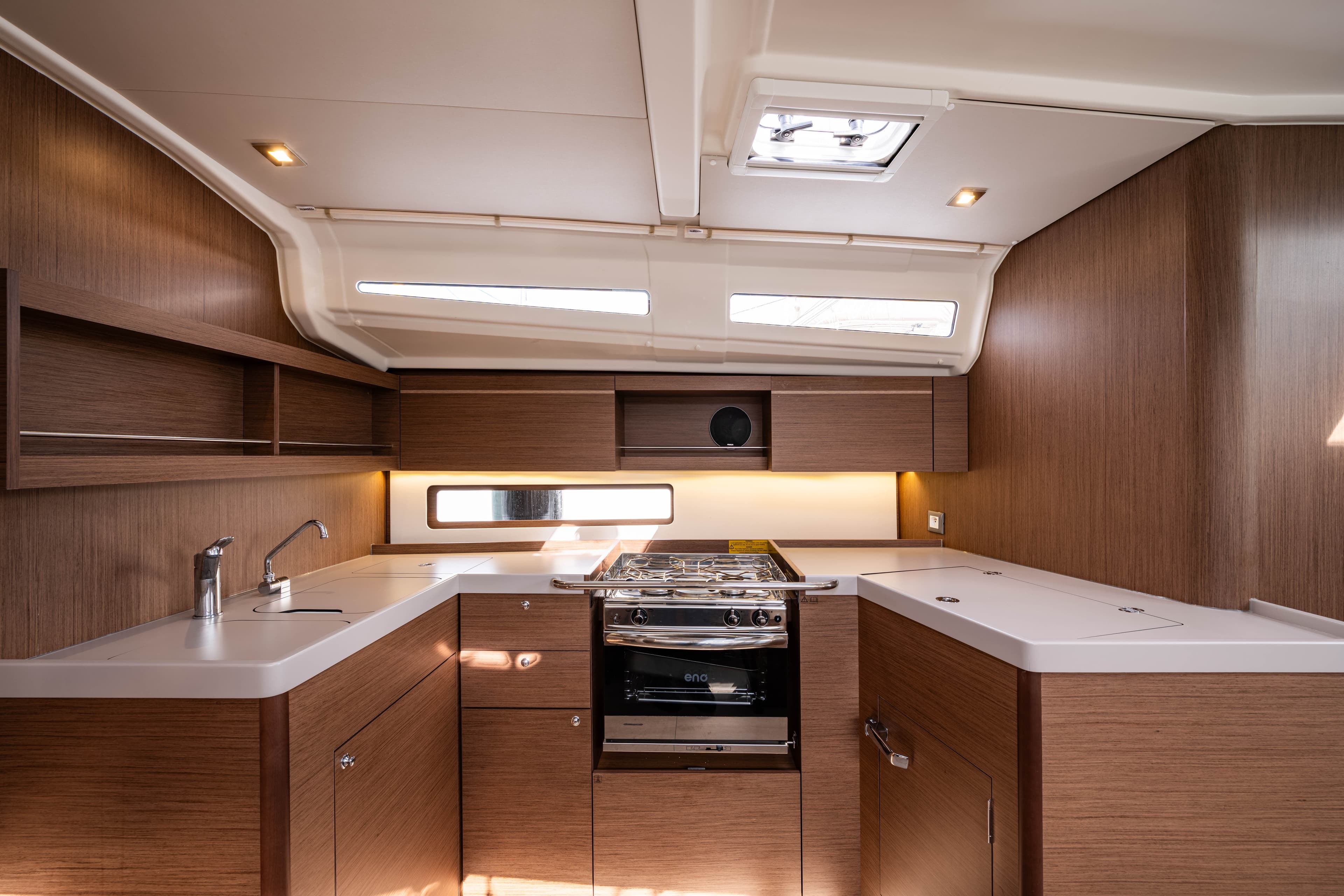 Beneteau Oceanis 40.1 Pure Chaos – bilde 2 av 14