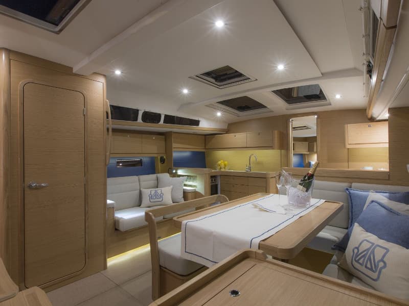Dufour 460 Grand Large Odysseas – bilde 2 av 3