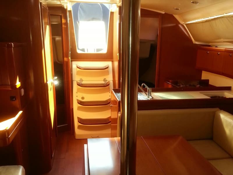 Beneteau Oceanis 37 Romantica – bilde 4 av 5