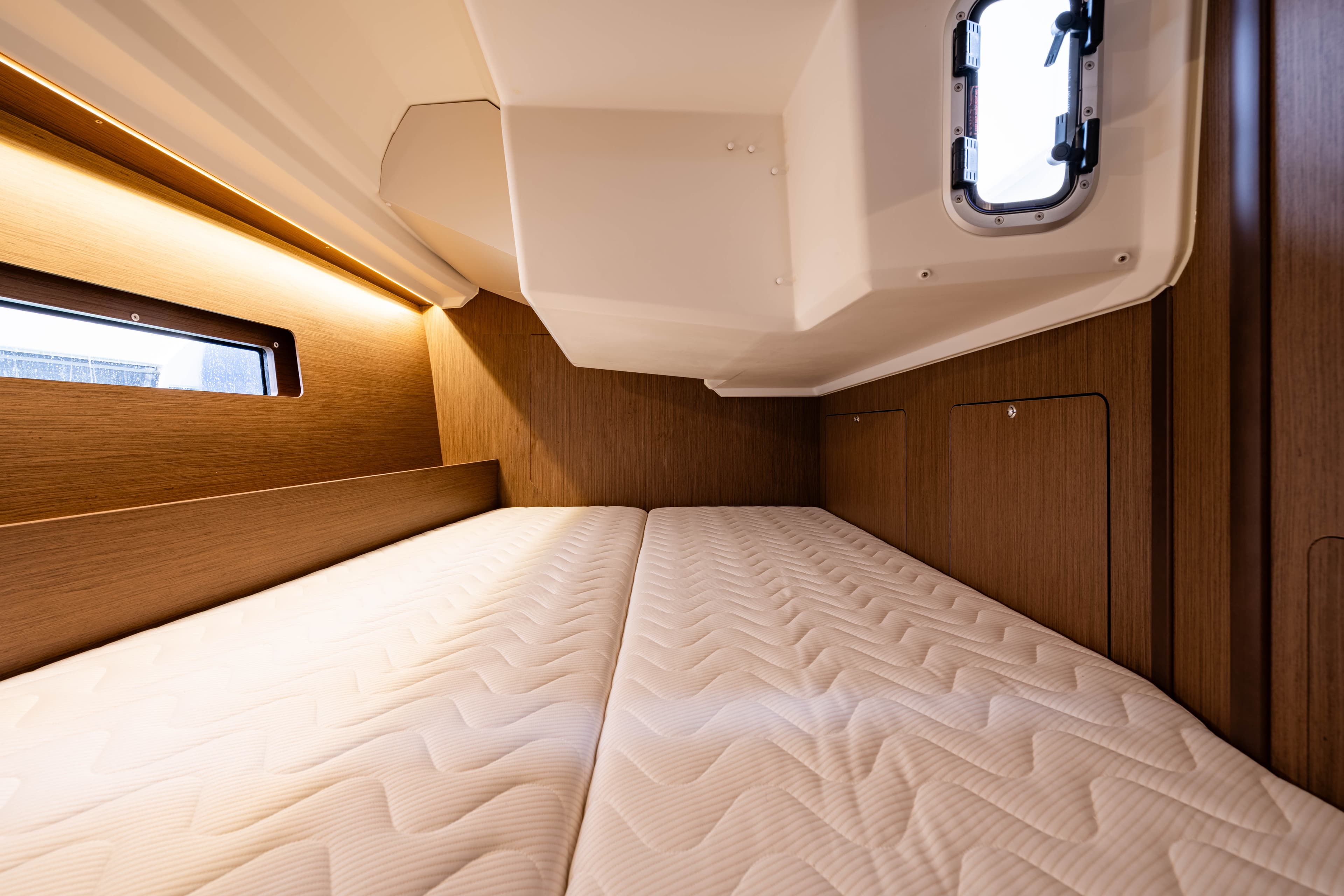 Beneteau Oceanis 40.1 Pure Chaos – bilde 3 av 14