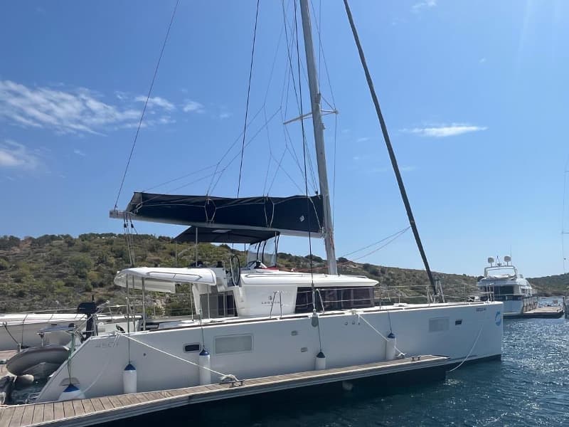 Lagoon 450 Fly CARIAMA (air condition, generator, water maker, flybridge)