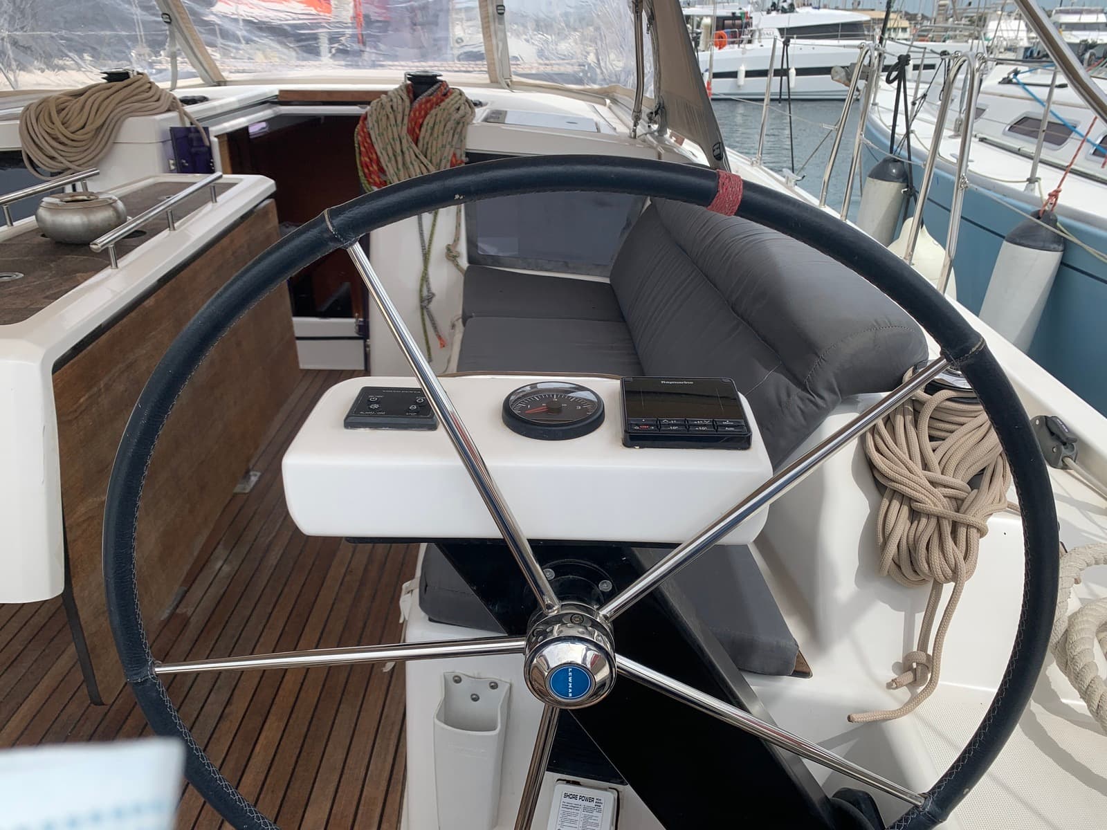 Dufour 390 Grand Large Barracuda – bilde 5 av 13