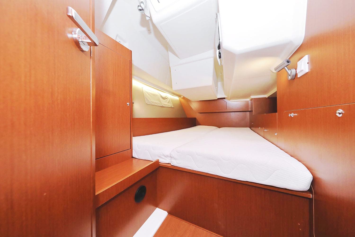 Beneteau Oceanis 41.1 Illusion – bilde 3 av 10