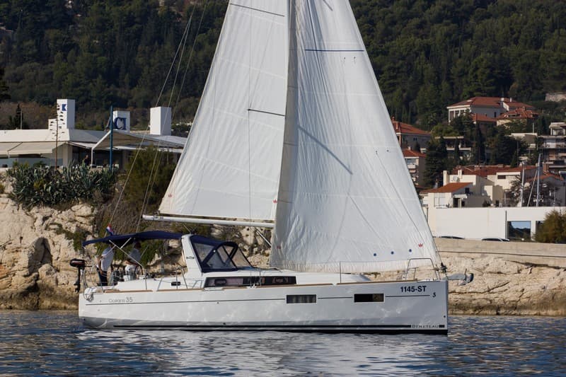 Beneteau Oceanis 35 JEAN MICHEL – bilde 5 av 16