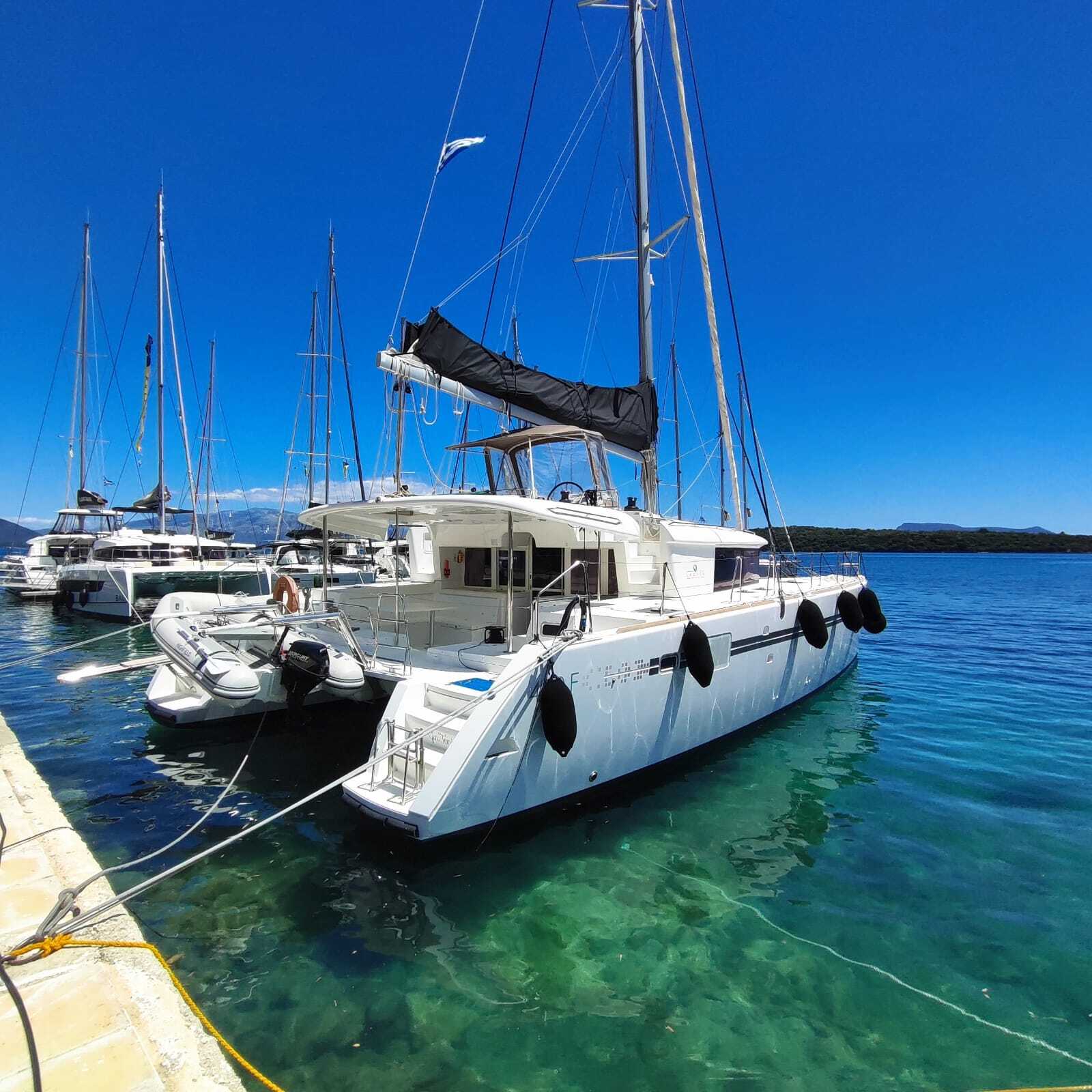 Lagoon 450 Fly Gin Tonic – bilde 2 av 11