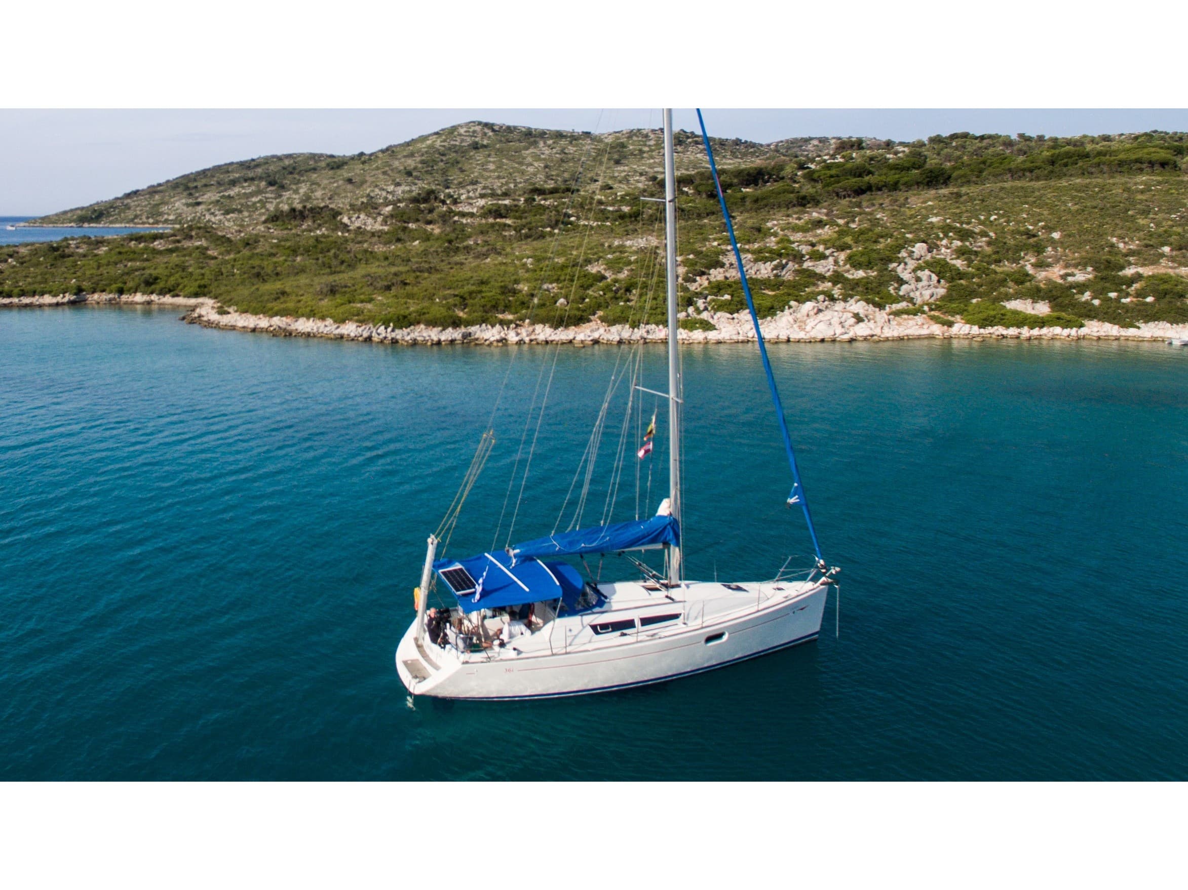 Jeanneau Sun Odyssey 36i Izella