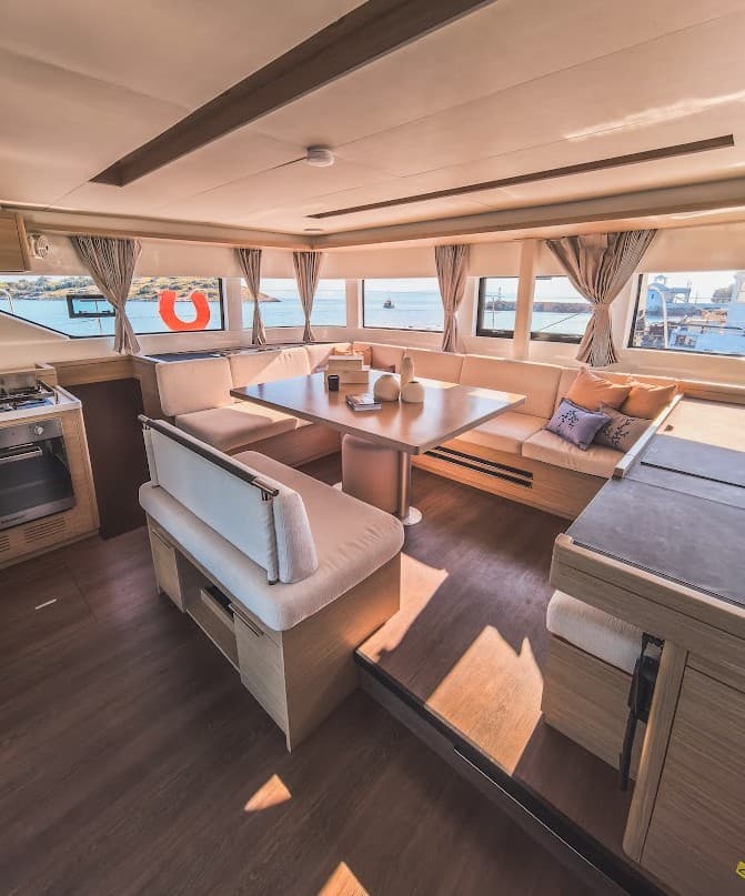 Lagoon 51 Alpha - Skippered – bilde 2 av 12
