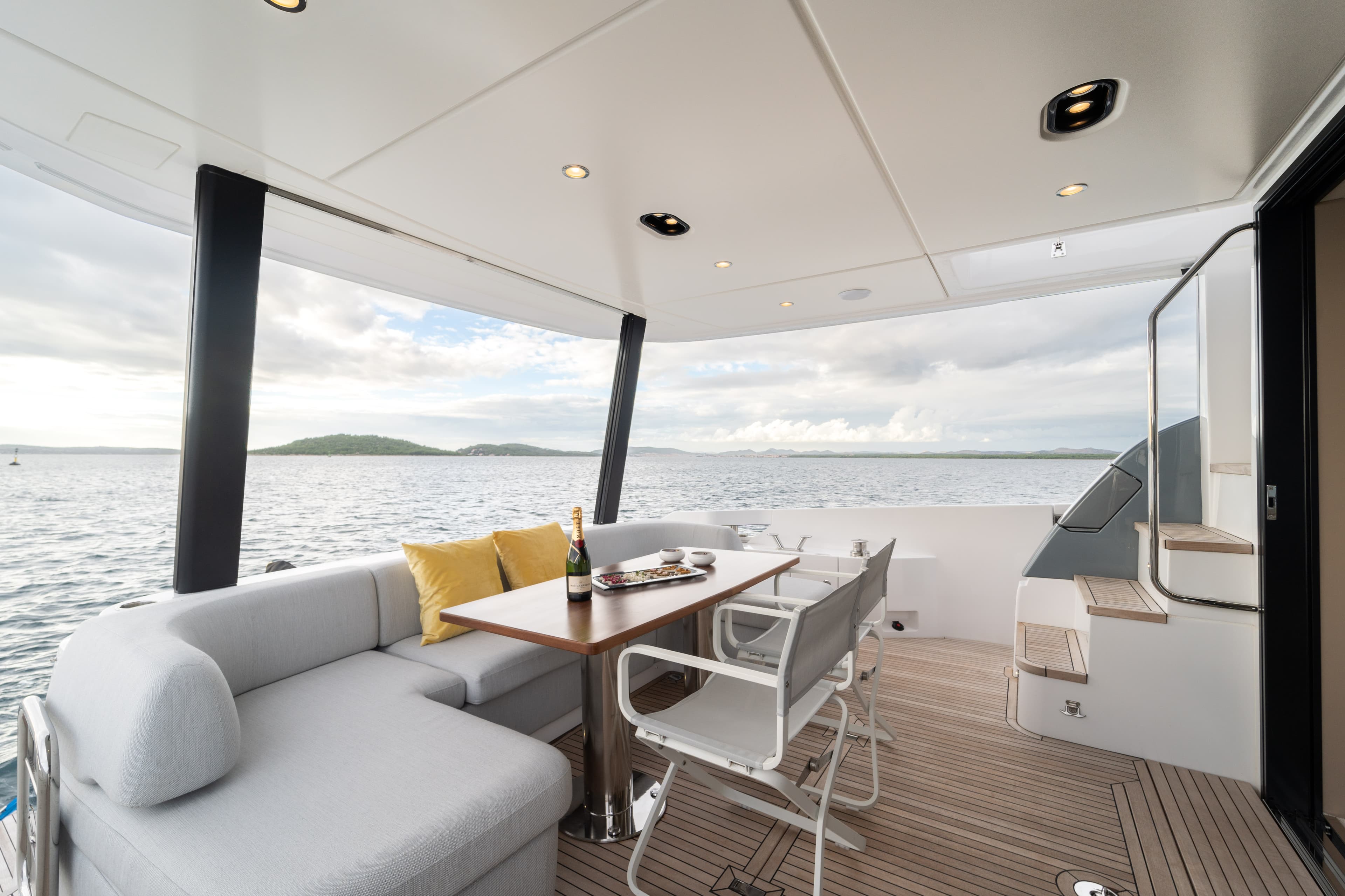 Azimut 68 E DONNA – bilde 3 av 109