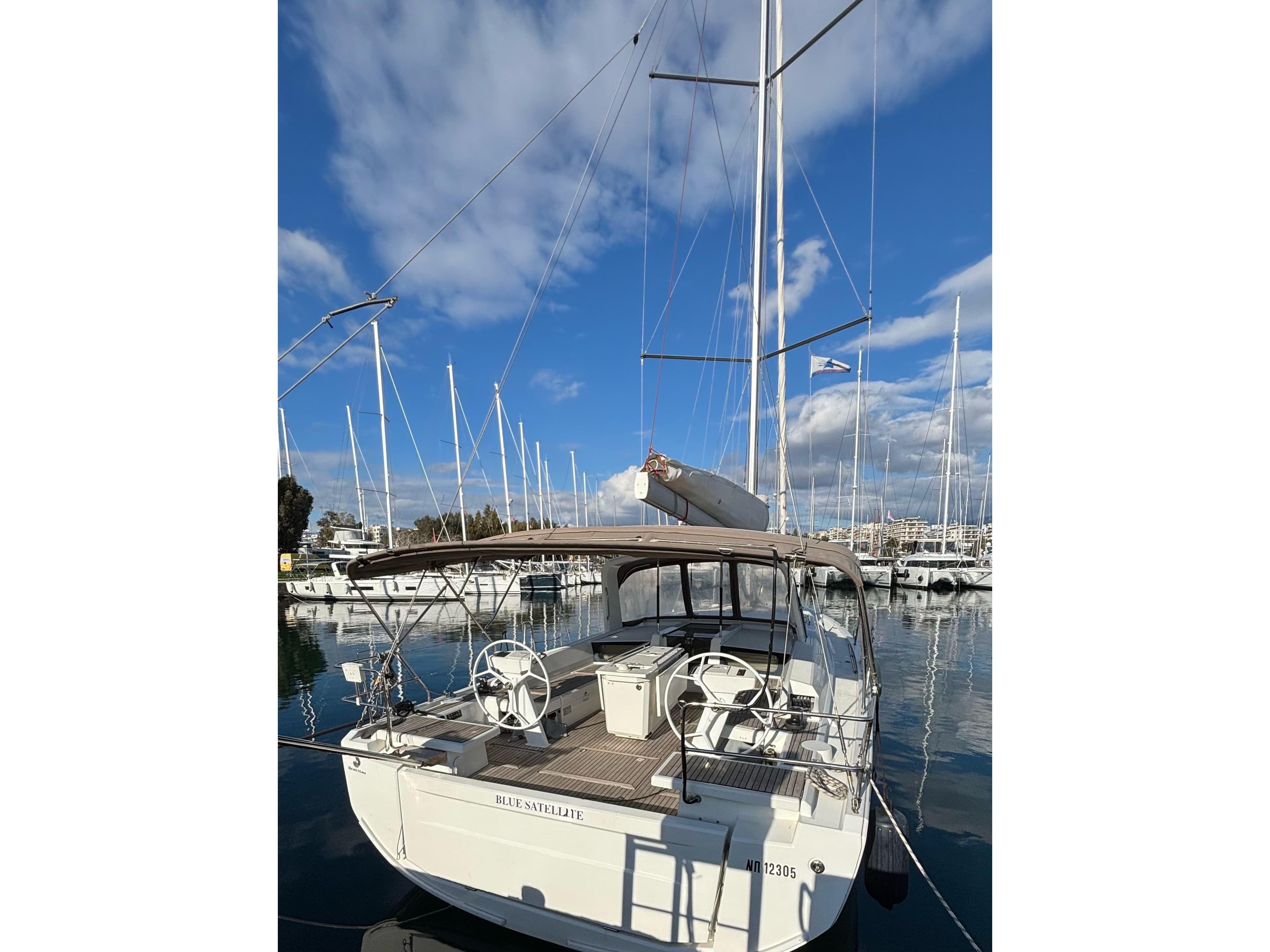 Beneteau Oceanis 46.1 Blue Satellite
