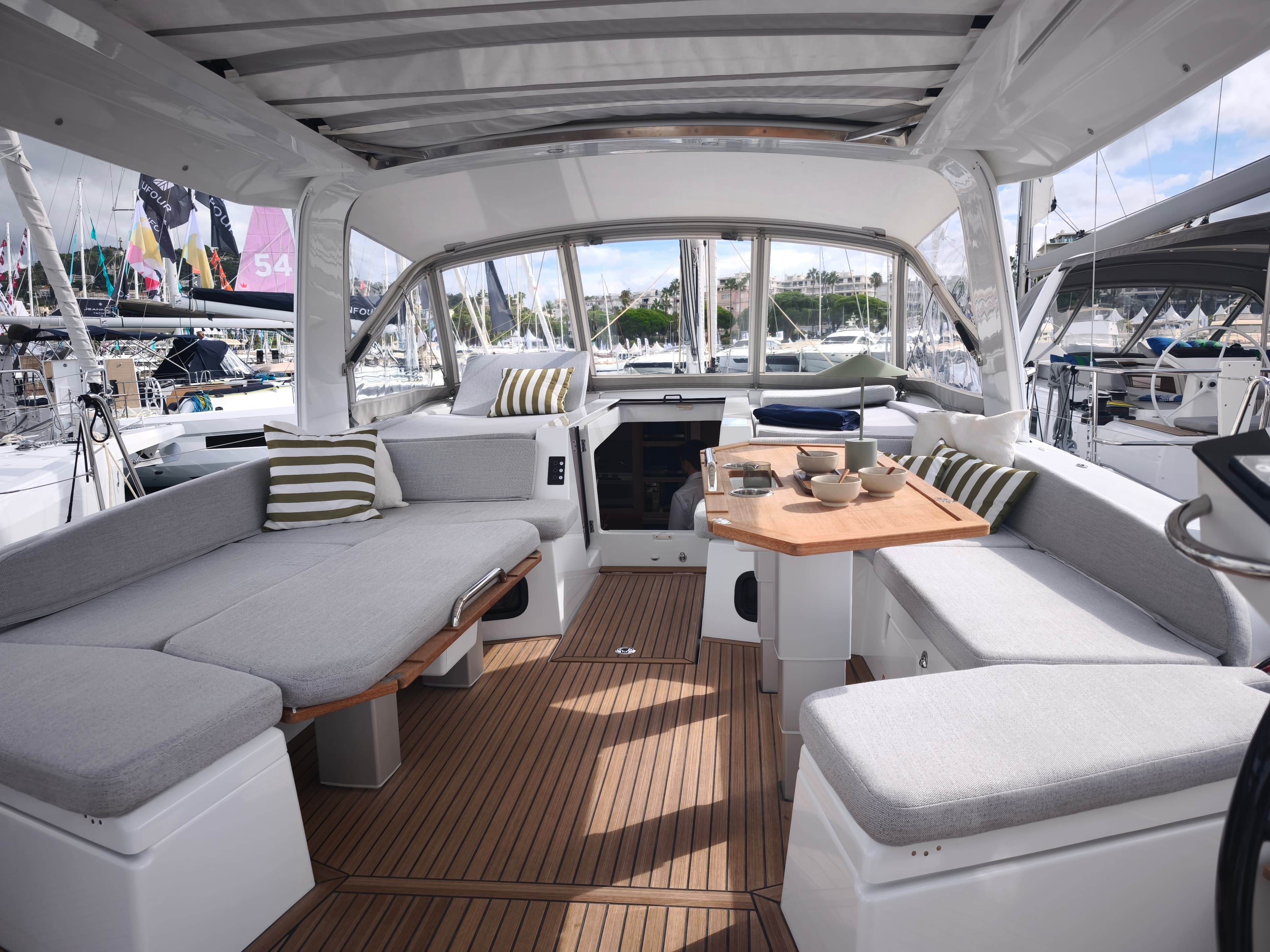 Beneteau Oceanis 52 TBA – bilde 5 av 17