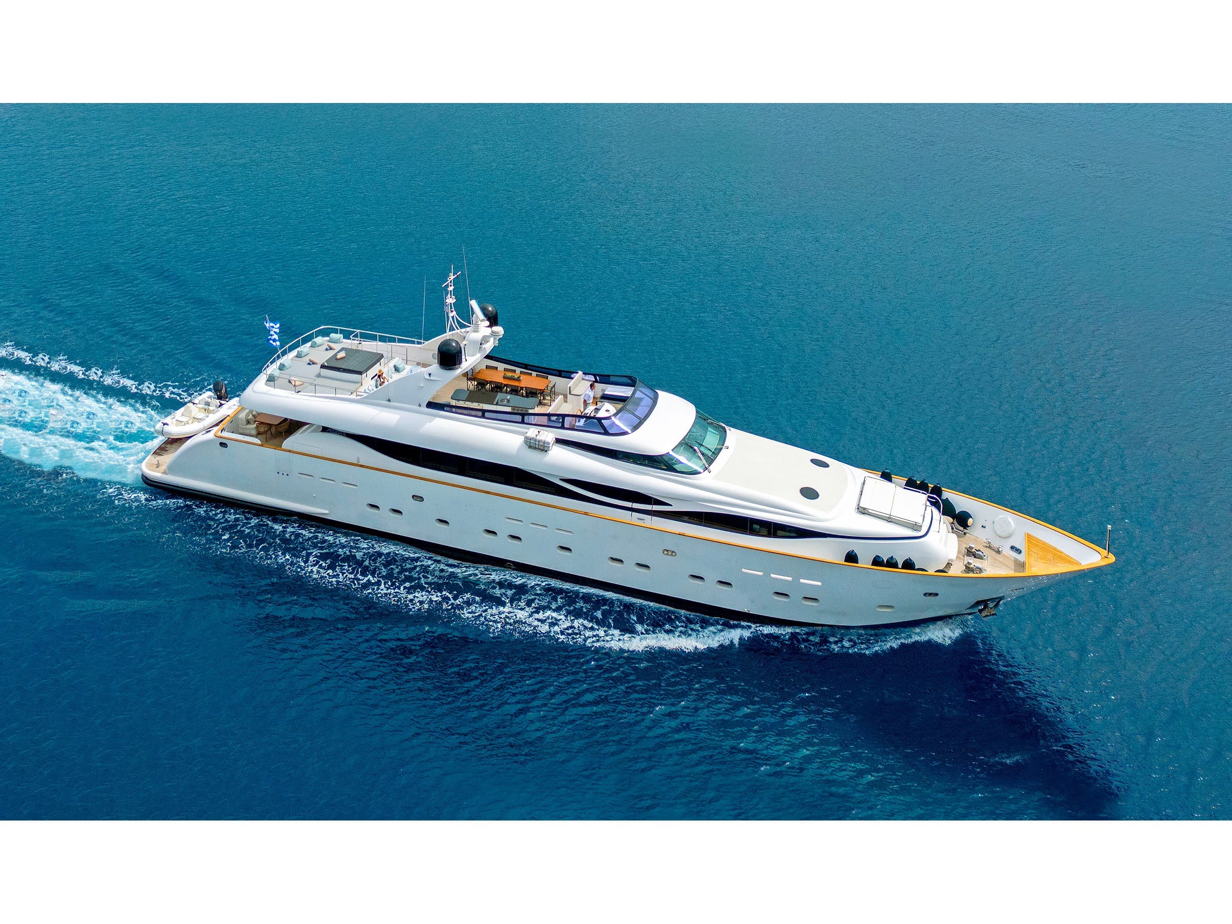 Luxury Motor Yacht Pareaki II