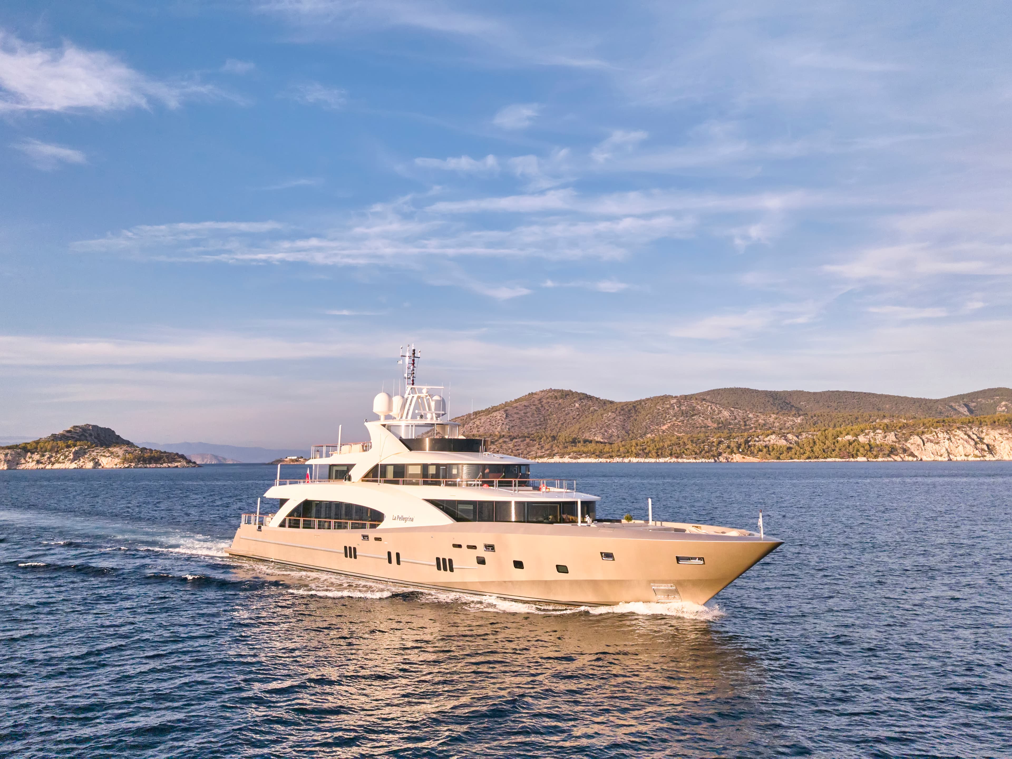 Luxury Motor Yacht La Pellegrina 1