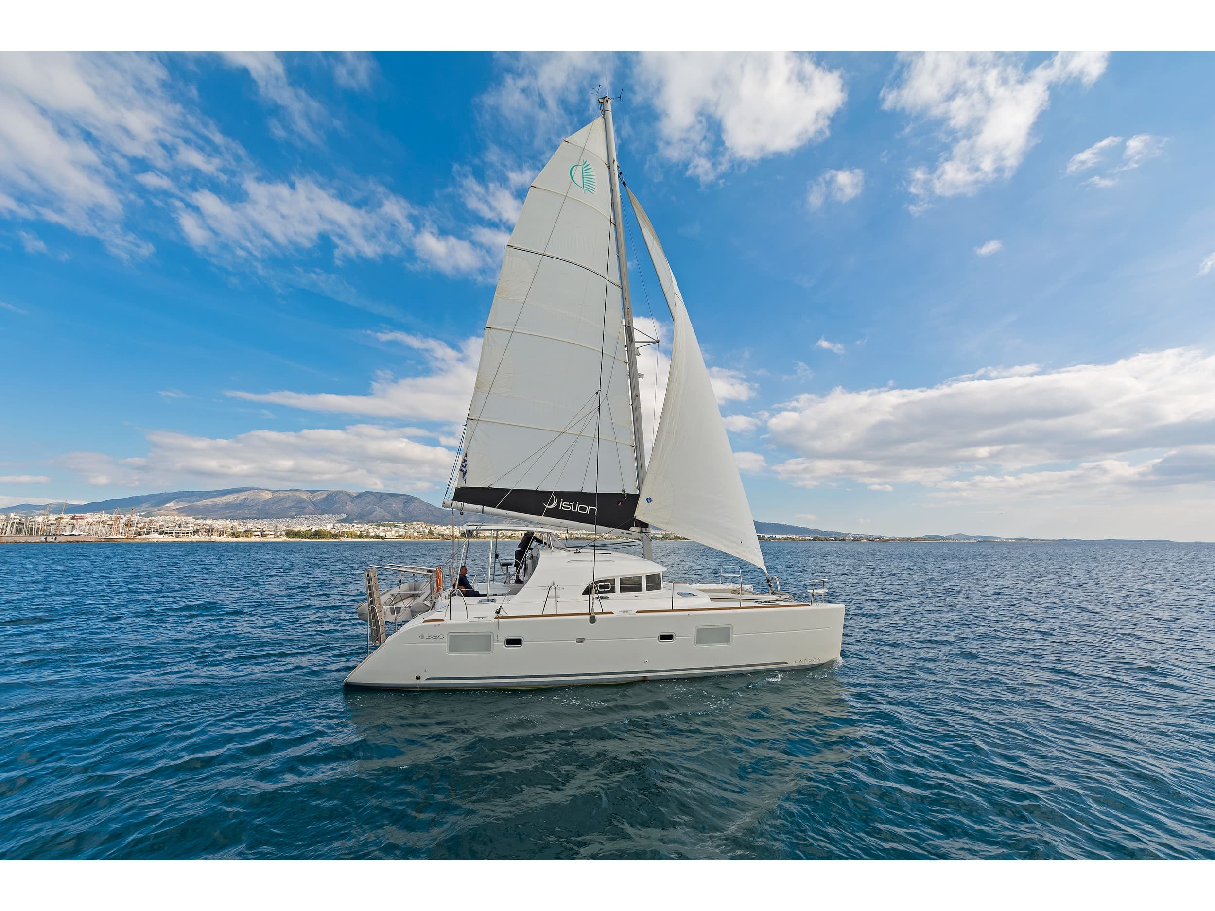 Lagoon 380 Eleven