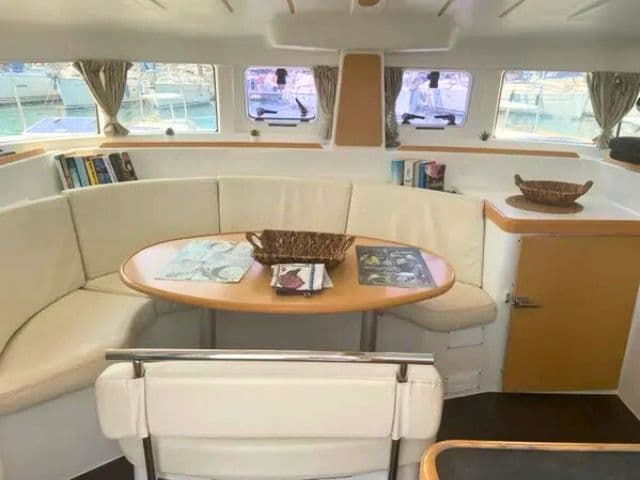 Lagoon 380 L380-17L